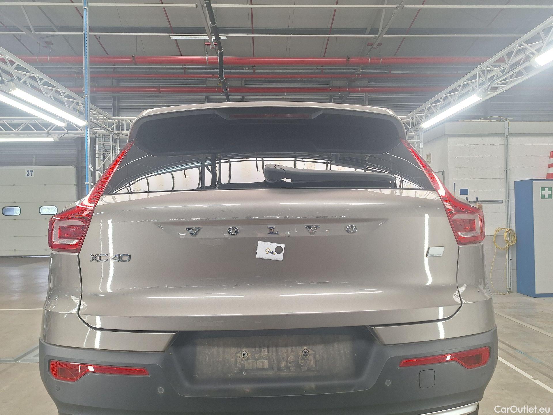  Volvo  XC 40 Volvo, XC40 '17, Volvo XC40 T5 Recharge Geartronic Inscription 5d #30