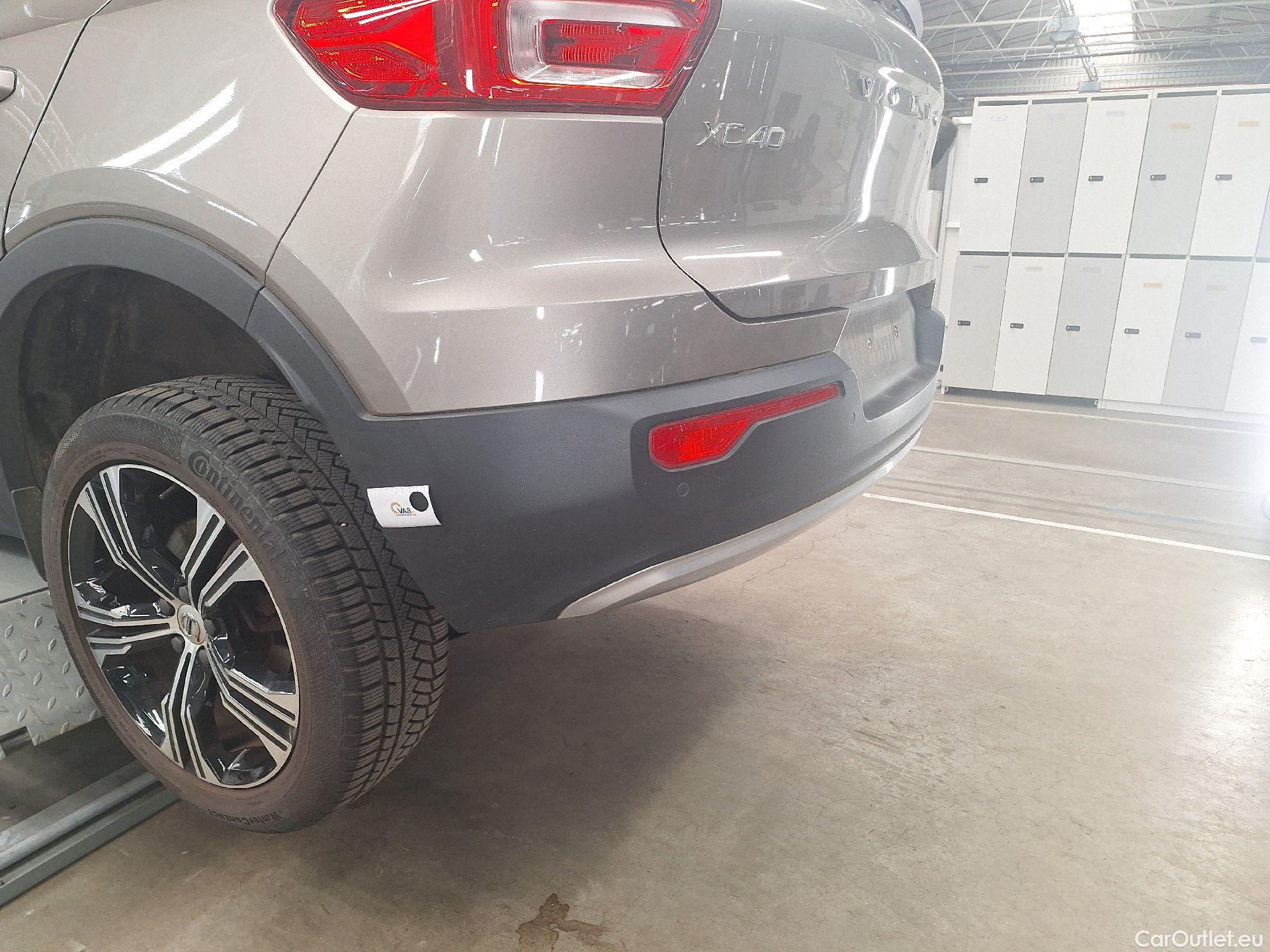 Volvo  XC 40 Volvo, XC40 '17, Volvo XC40 T5 Recharge Geartronic Inscription 5d #37