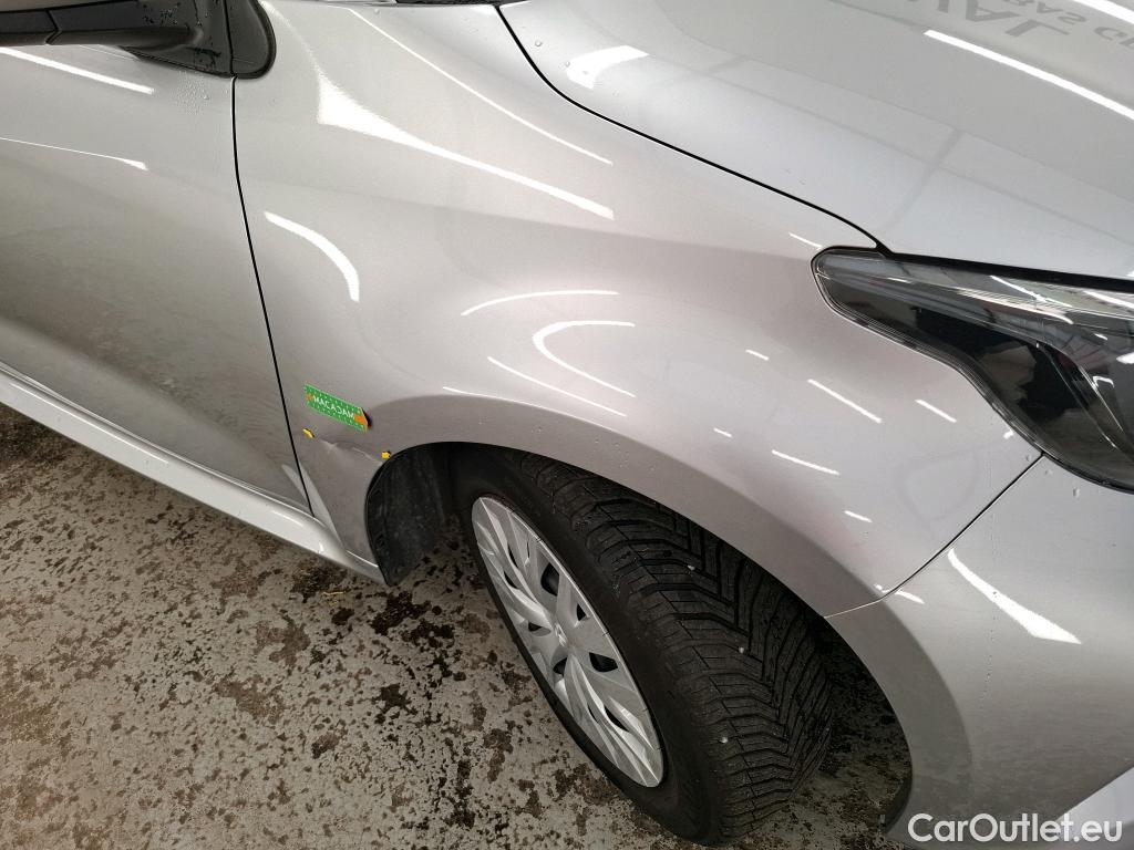  Toyota  Yaris  Hybride Affaires / 2019 / 5P / Berline 1.5 Hybride 116h Dynamic Business #1