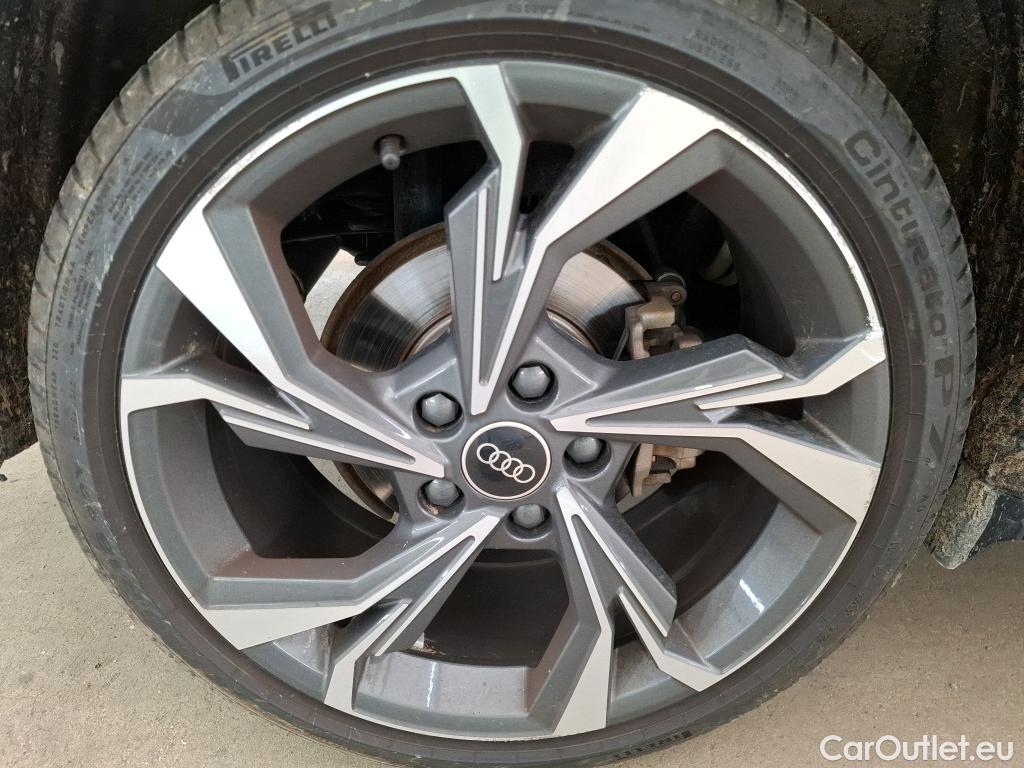  Audi  A3 AUDI  Sportback / 2020 / 5P / Berline 35 TFSI 150 MHEV S Tronic Design Luxe #30