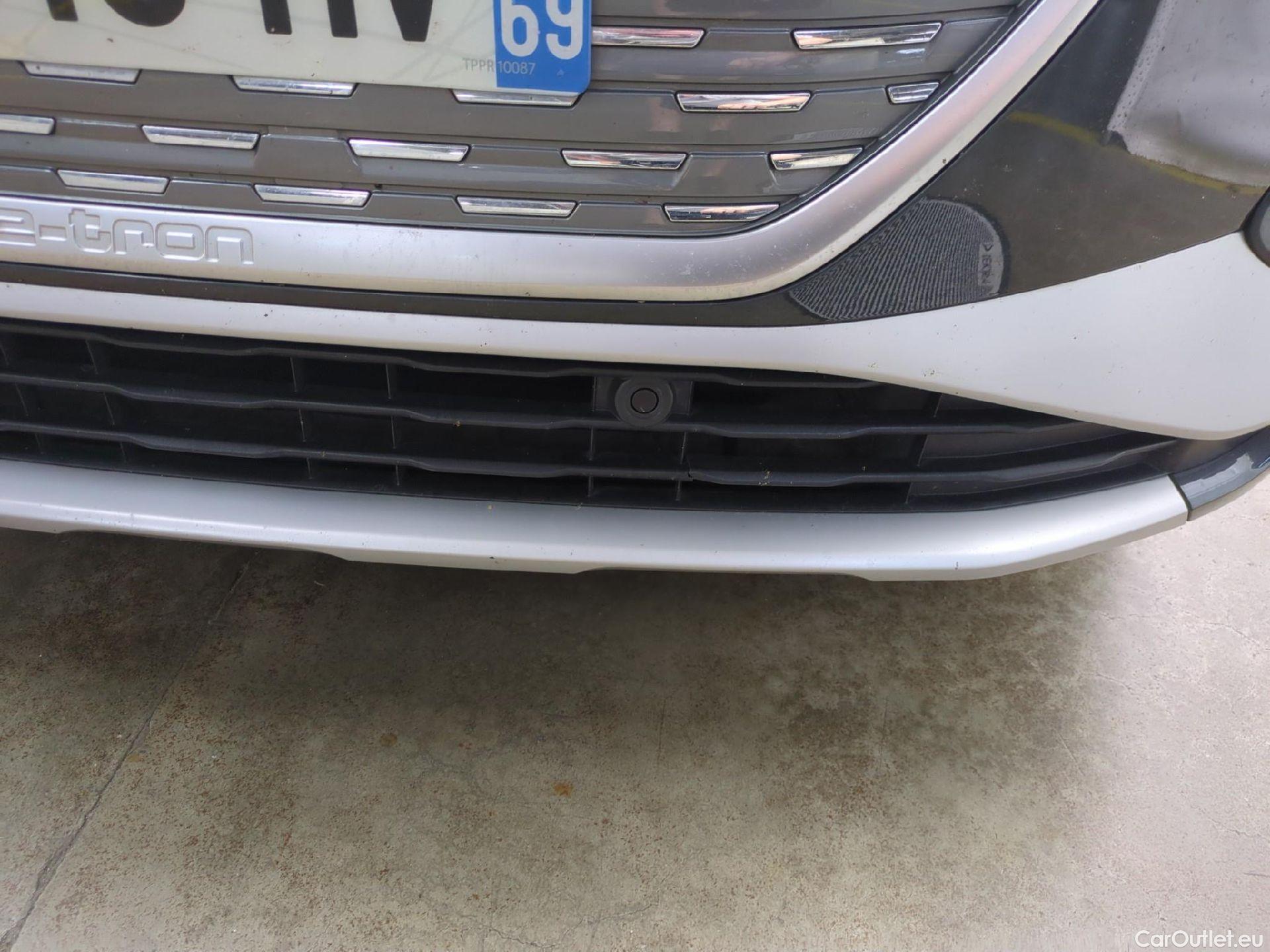  Audi  Q4 E-Tron  40 e-tron S line BVA #35