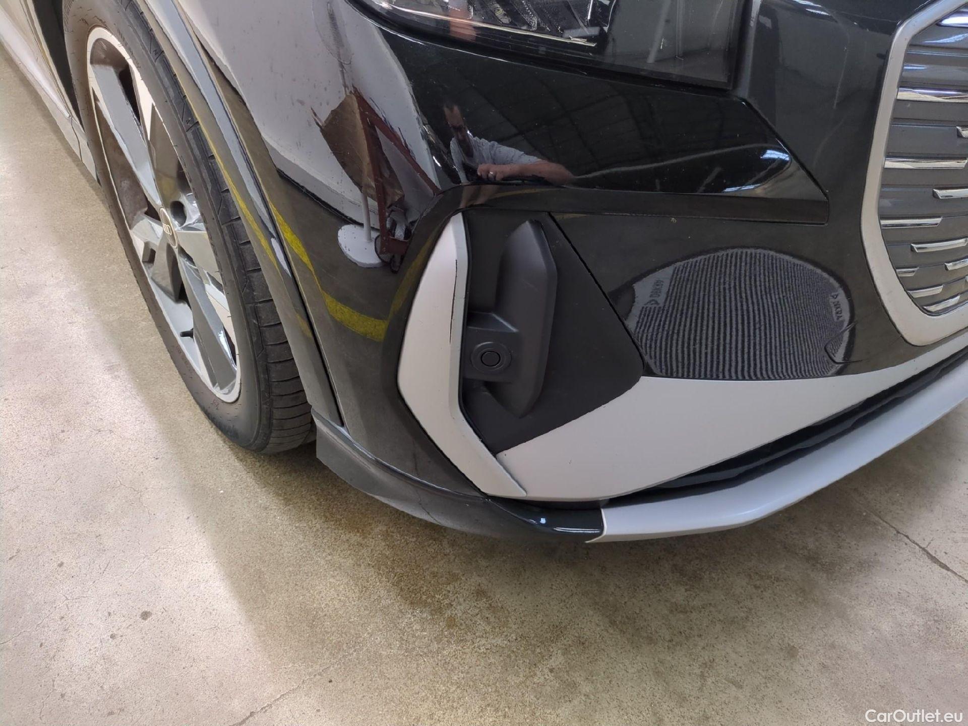  Audi  Q4 E-Tron  40 e-tron S line BVA #33