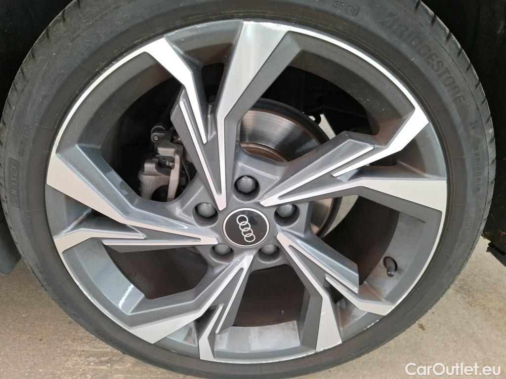  Audi  A3 AUDI  Sportback / 2020 / 5P / Berline 40 TFSI e 204 S Tronic S Line #7