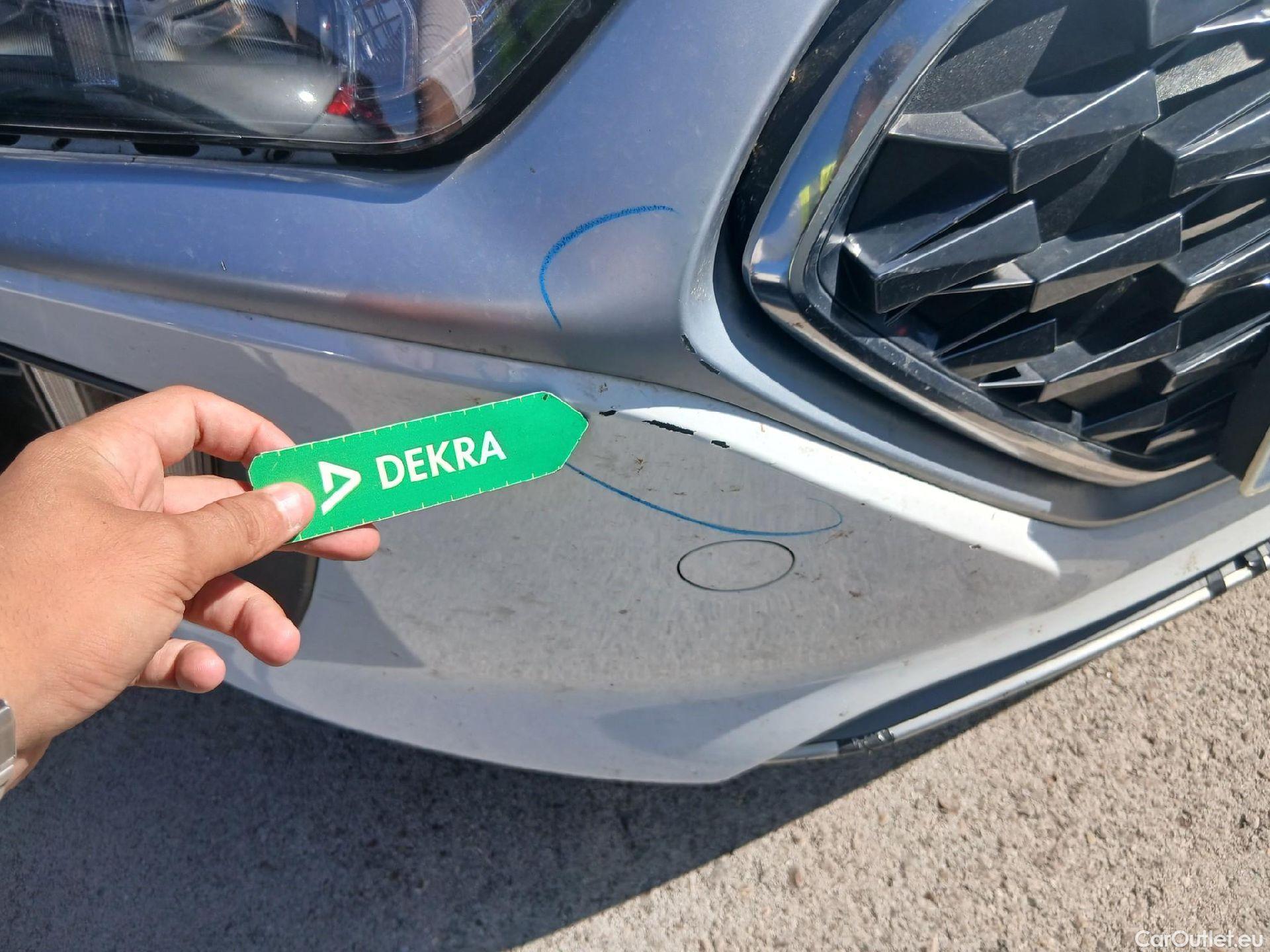  Hyundai   Ioniq HYUNDAI / 2019 / 5P / berlina con portón 1.6 GDI HEV Tecno DCT #3
