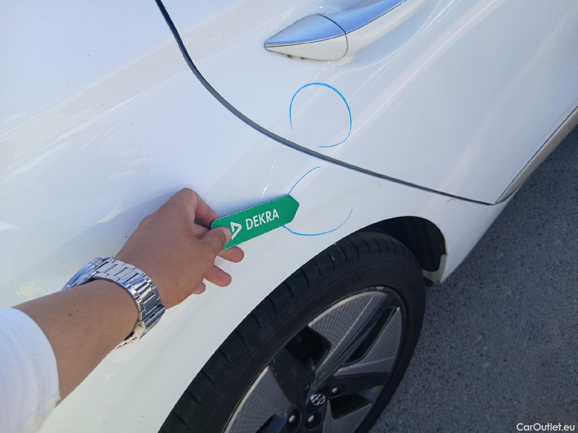  Hyundai   Ioniq HYUNDAI / 2019 / 5P / berlina con portón 1.6 GDI HEV Tecno DCT #21