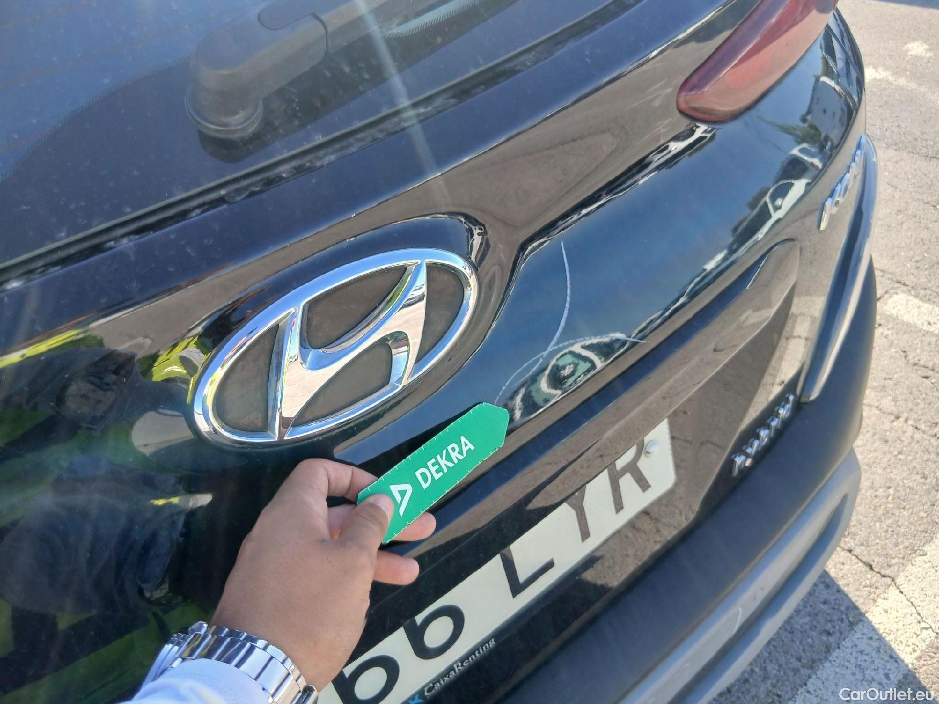  Hyundai  Konna HYUNDAI Kona / 2020 / 5P / todoterreno 1.6 GDI HEV Maxx DCT #17