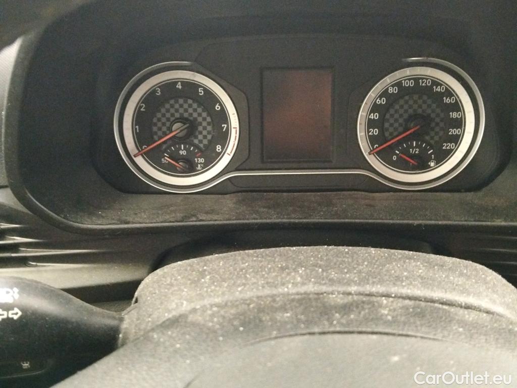  Hyundai  i20 HYUNDAI  / 2020 / 5P / berlina con portón 1.0 TGDI 74kW (100CV) 48V Essence #24