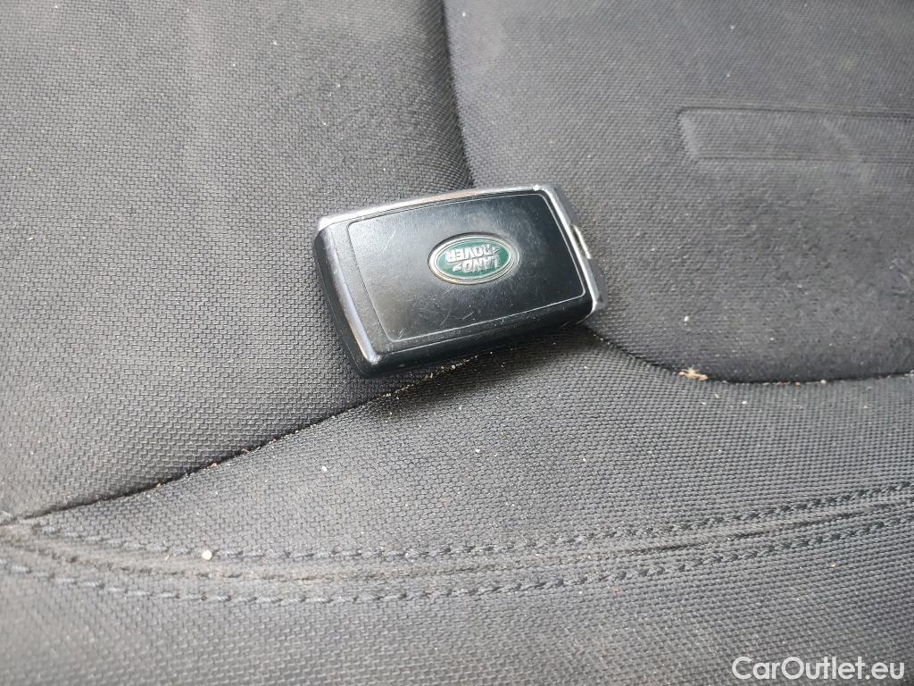  Land Rover  Defender LAND ROVER  / 2019 / 5P / todoterreno 2.0 D240 SD4 110 Auto 4WD #2