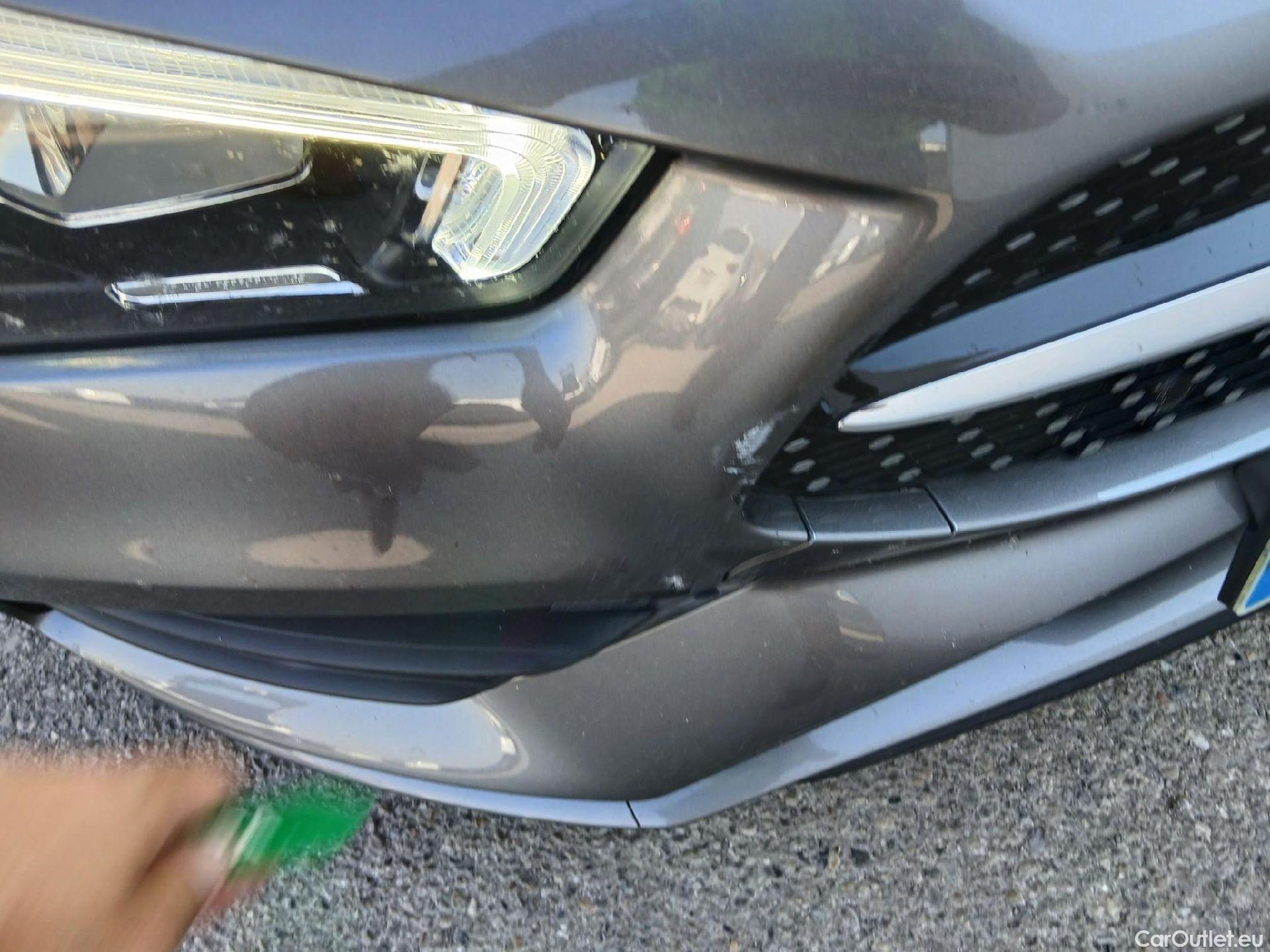  Mercedes  CLA-Klasse MERCEDES-BENZ CLA / 2019 / 5P / familiar CLA 200 D DCT Shooting Brake #1