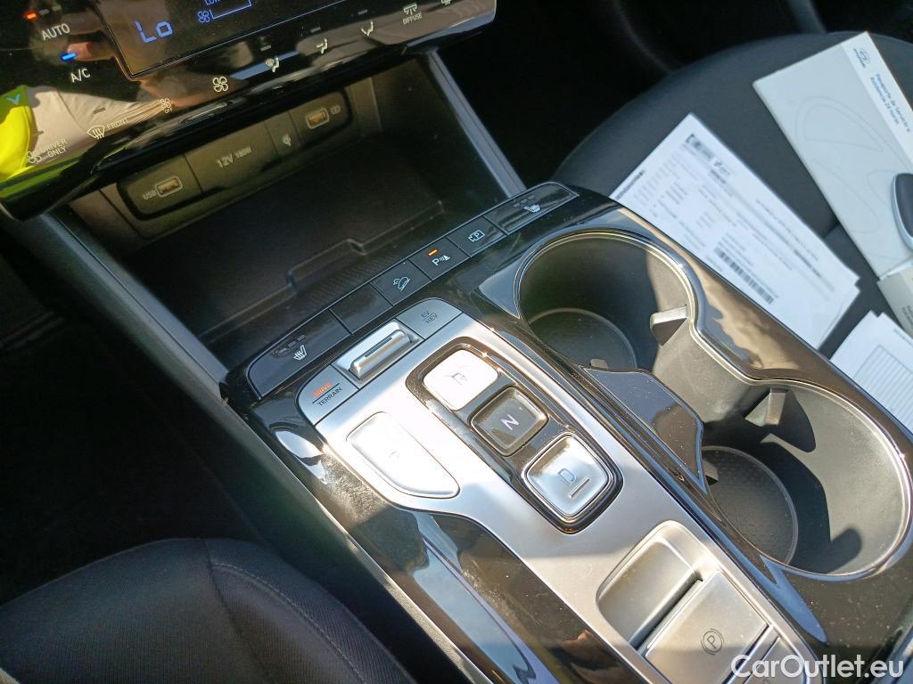  Hyundai  Tucson HYUNDAI  / 2020 / 5P / todoterreno 1.6 TGDI PHEV 195kW Tecno Sky Auto 4x4 #16