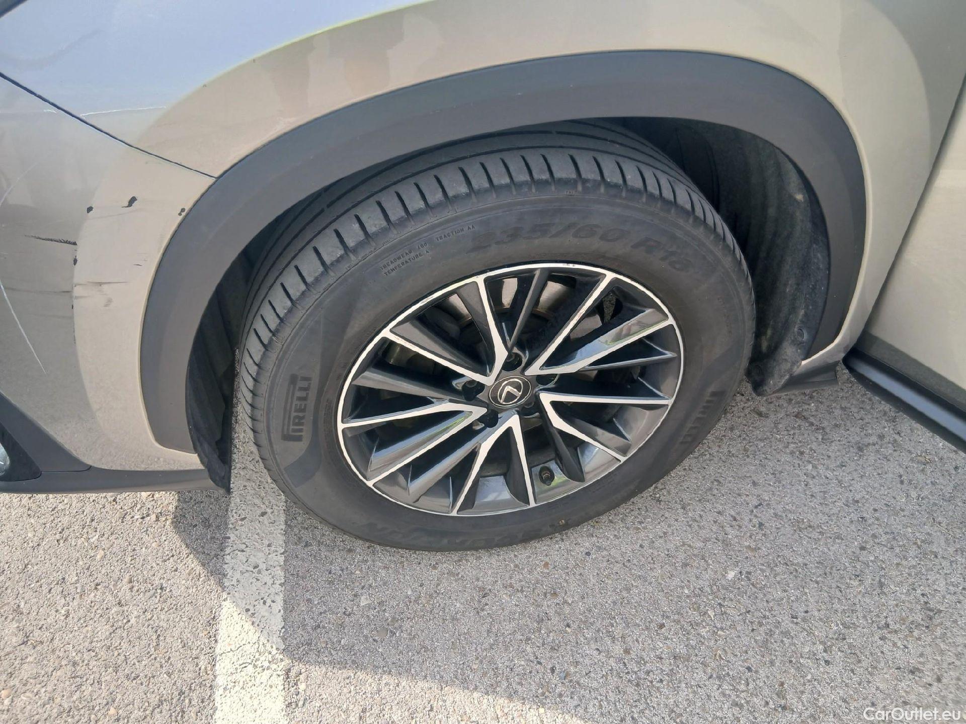  Lexus  NX LEXUS  / 2021 / 5P / todoterreno 350h Business 2WD #2