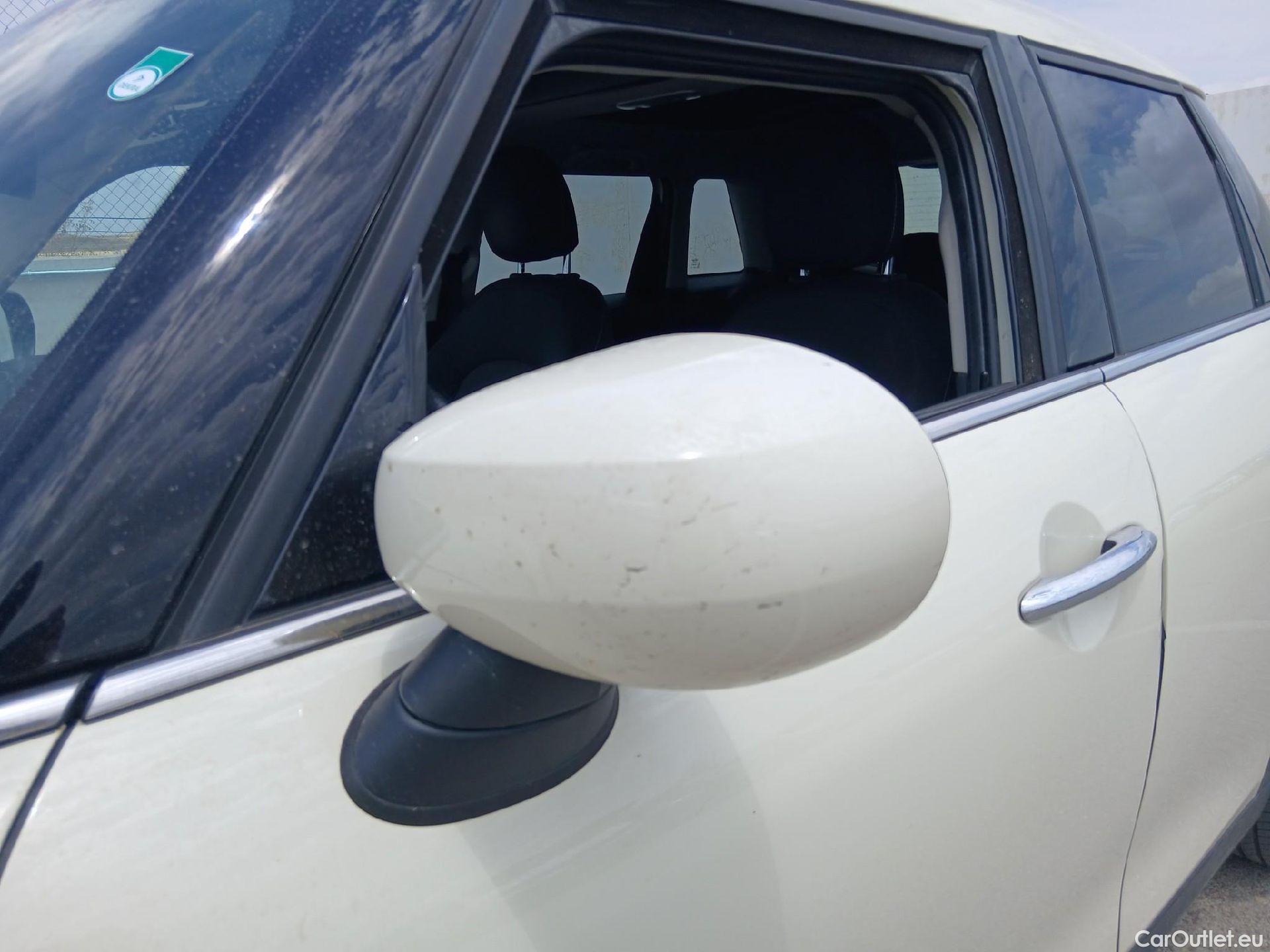  Mini  Cooper MINI MINI / 2014 / 5P / berlina con portón ONE 5 PUERTAS (CX) #12