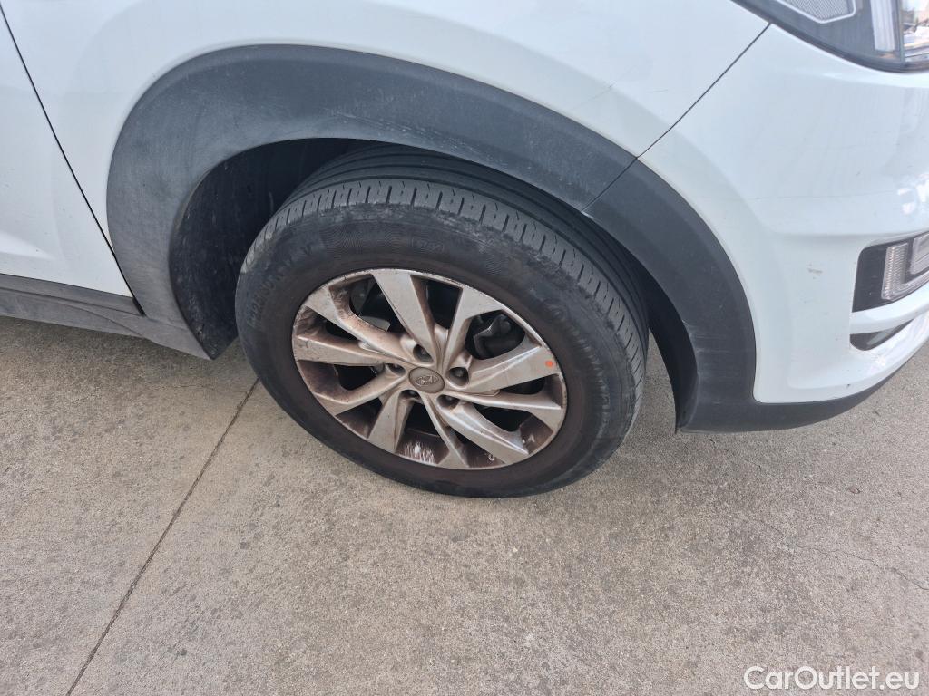  Hyundai  Tucson HYUNDAI  / 2018 / 5P / todoterreno 1.6 CRDI 85kW (116CV) 48V SLE 4X2(SP)(SL) #11