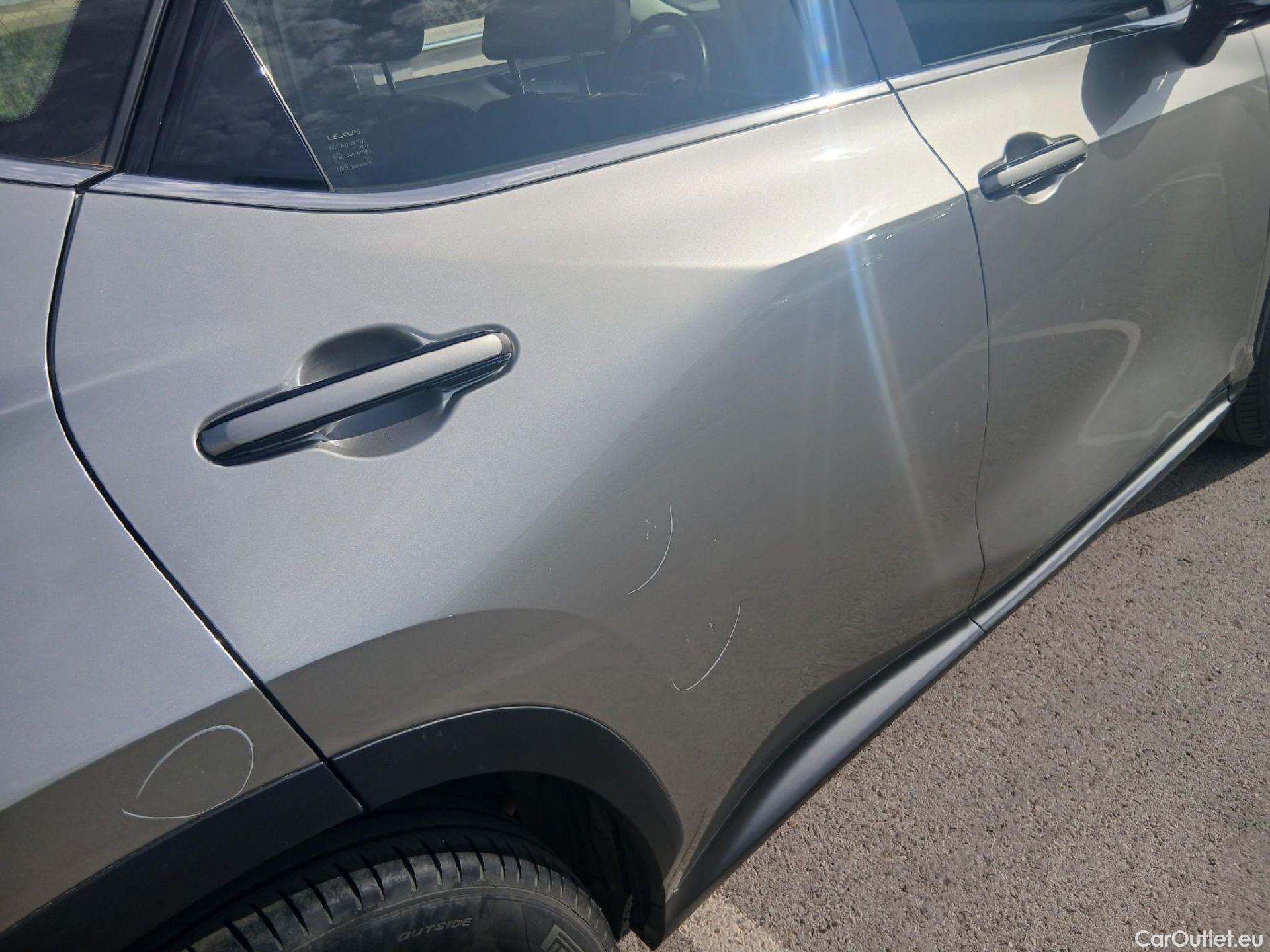  Lexus  NX LEXUS  / 2021 / 5P / todoterreno 350h Business 2WD #36
