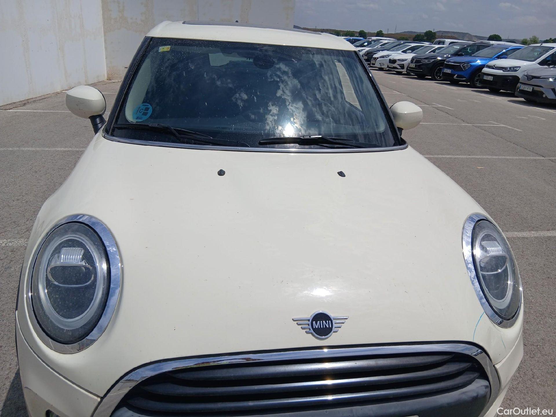  Mini  Cooper MINI MINI / 2014 / 5P / berlina con portón ONE 5 PUERTAS (CX) #3
