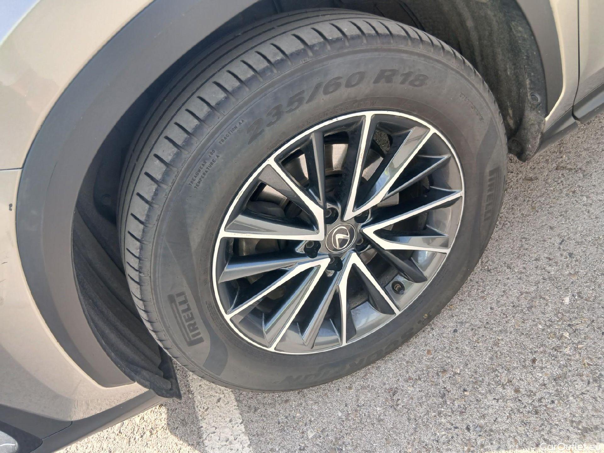  Lexus  NX LEXUS  / 2021 / 5P / todoterreno 350h Business 2WD #19