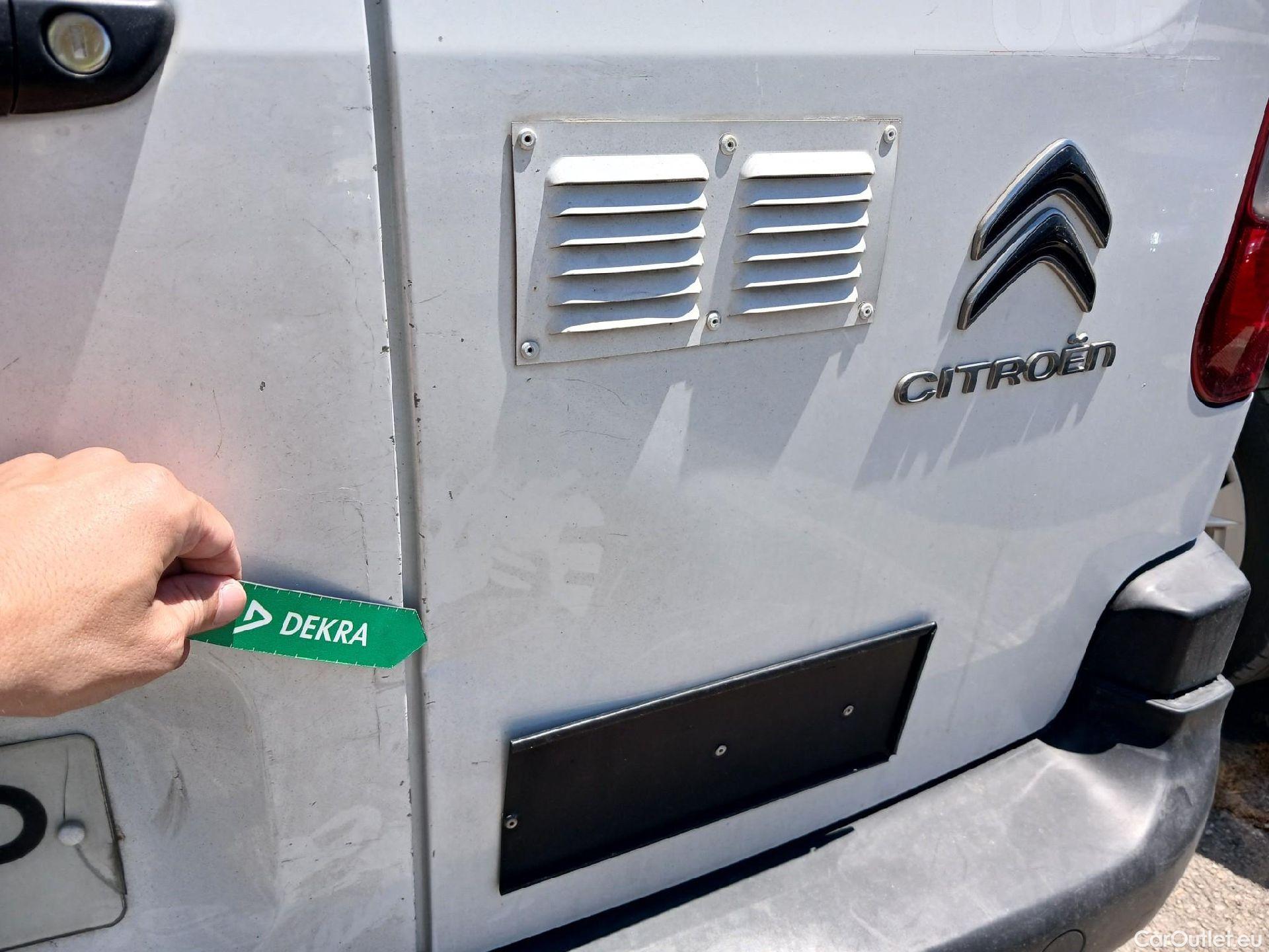  Citroen  Berlingo CITROEN  / 2018 / 3P / furgón derivado de turismo Talla M BlueHDi 100 CONTROL #17