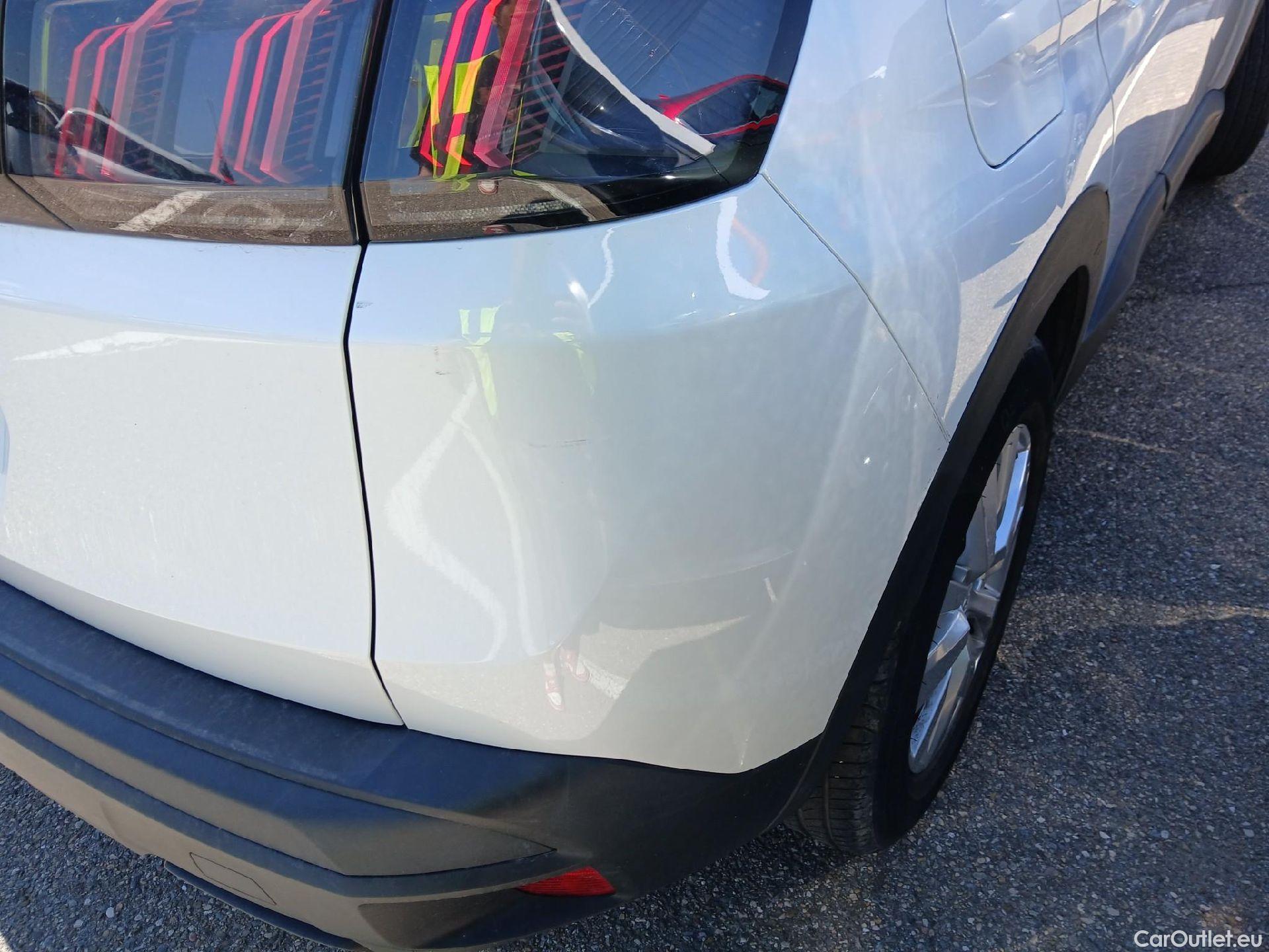  Peugeot  3008 PEUGEOT  / 2020 / 5P / todoterreno 1.5 BlueHDi 96kW (130CV) S&S Active Pack #19