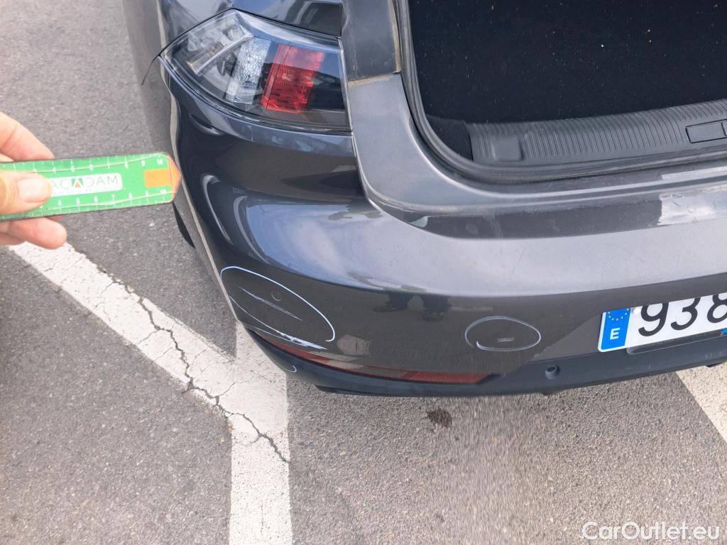  Peugeot  508 PEUGEOT  / 2018 / 5P / berlina con portón  5P Business Line BlueHDi 130 EAT8 (AC) #35