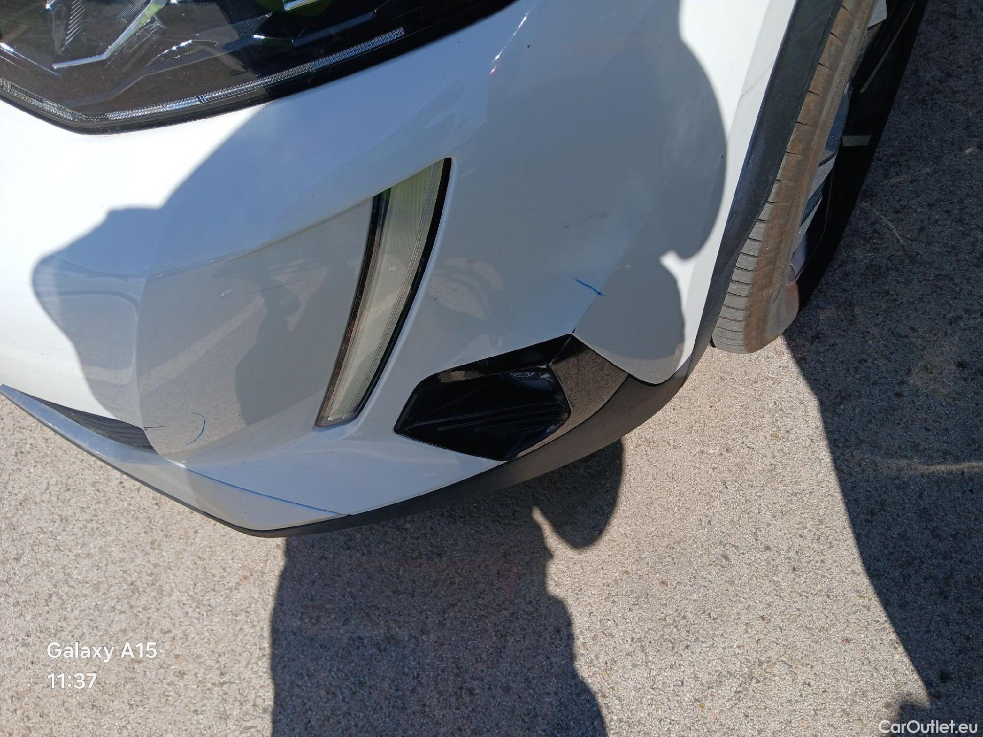  Peugeot  2008  Allure Pack 1.5 HDi 110CV MT6 E6d #12