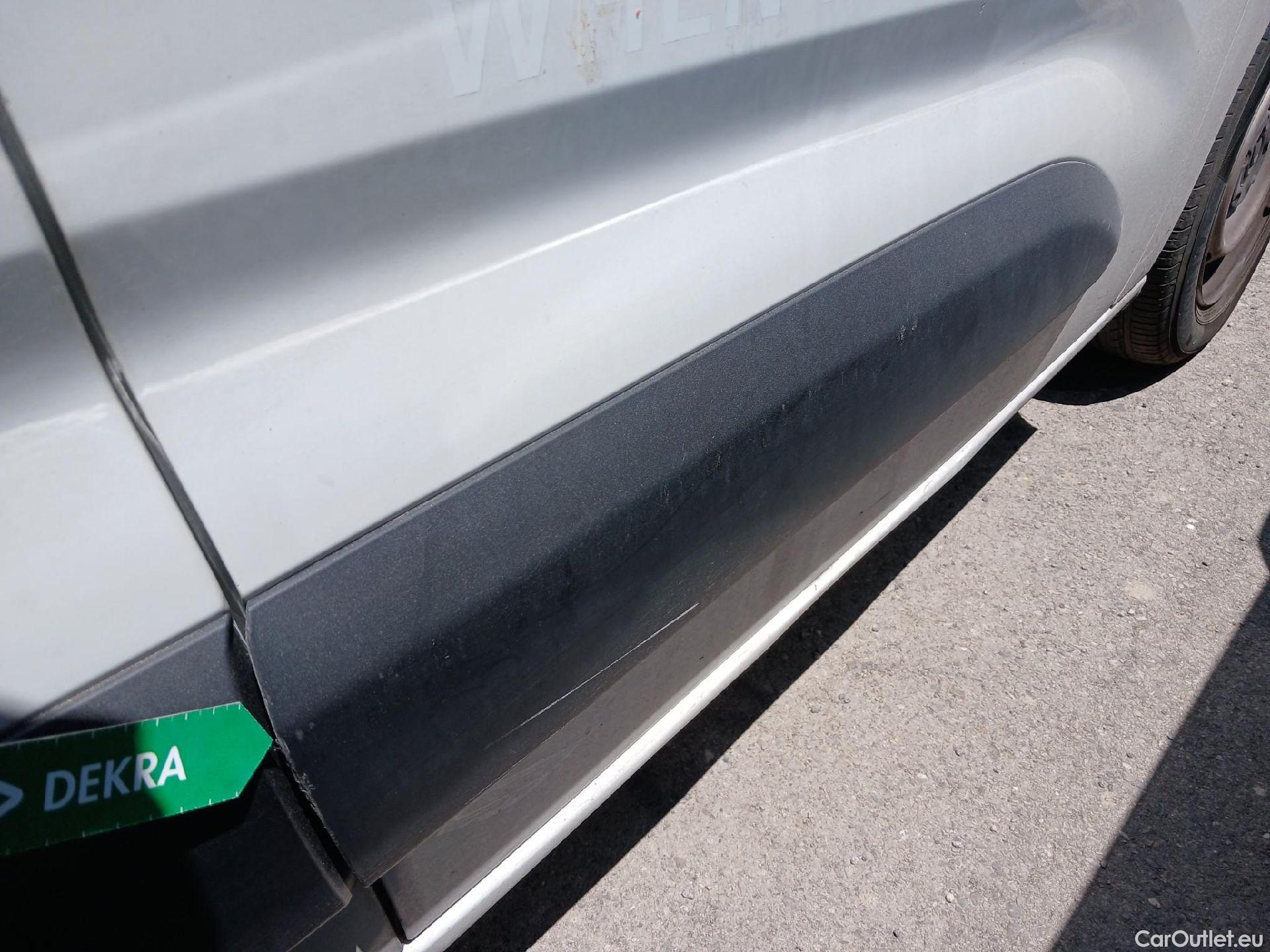  Citroen  Berlingo CITROEN  / 2018 / 3P / furgón derivado de turismo Talla M BlueHDi 100 CONTROL #37