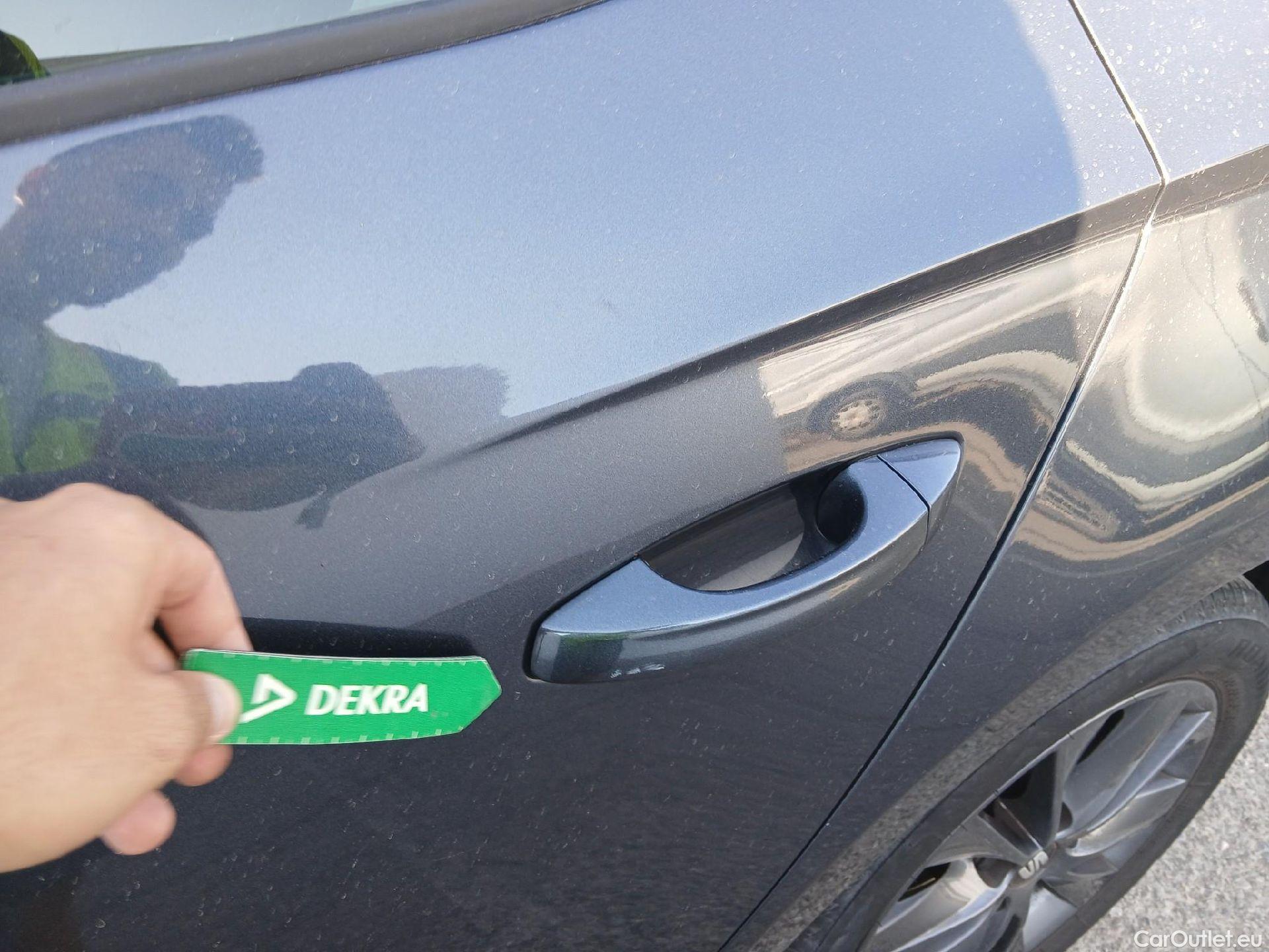  Seat  Leon SEAT León / 2016 / 5P / berlina con portón 1.6 TDI 85kW S&S Style Visio Ed Nav #15