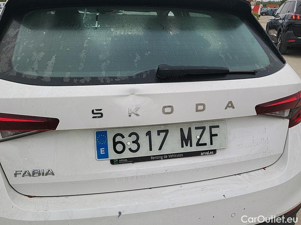  Skoda  Fabia  Essence 1.0 TSI 95CV MT5 6E #1