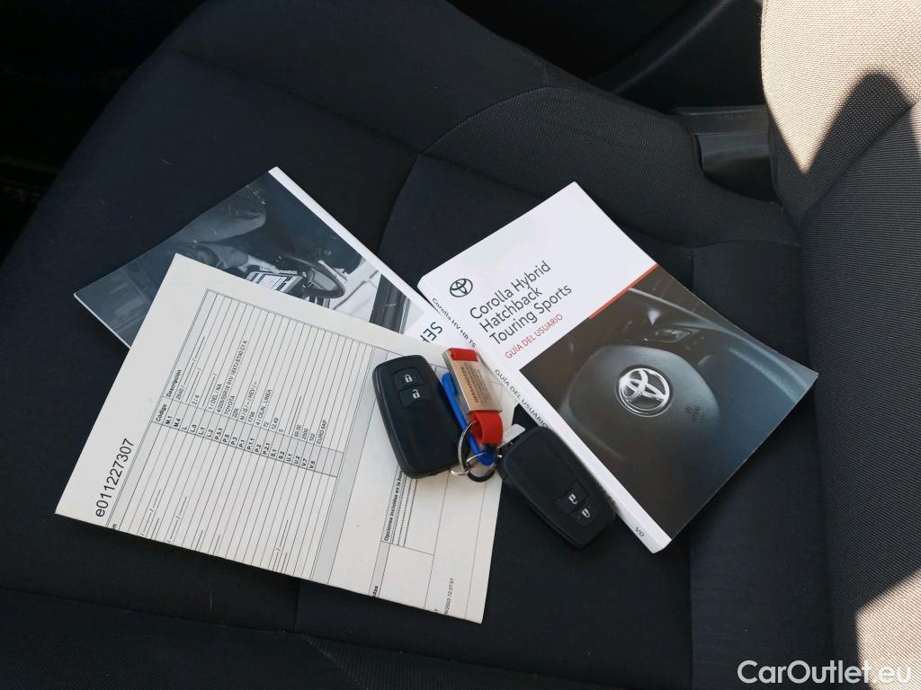  Toyota  Corolla TOYOTA  / 2019 / 5P / berlina con portón 1.8 125H BUSINESS E-CVT #15