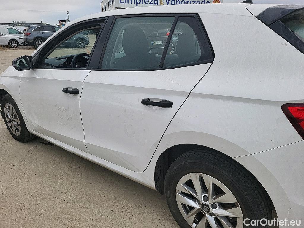  Skoda  Fabia  Essence 1.0 TSI 95CV MT5 6E #4