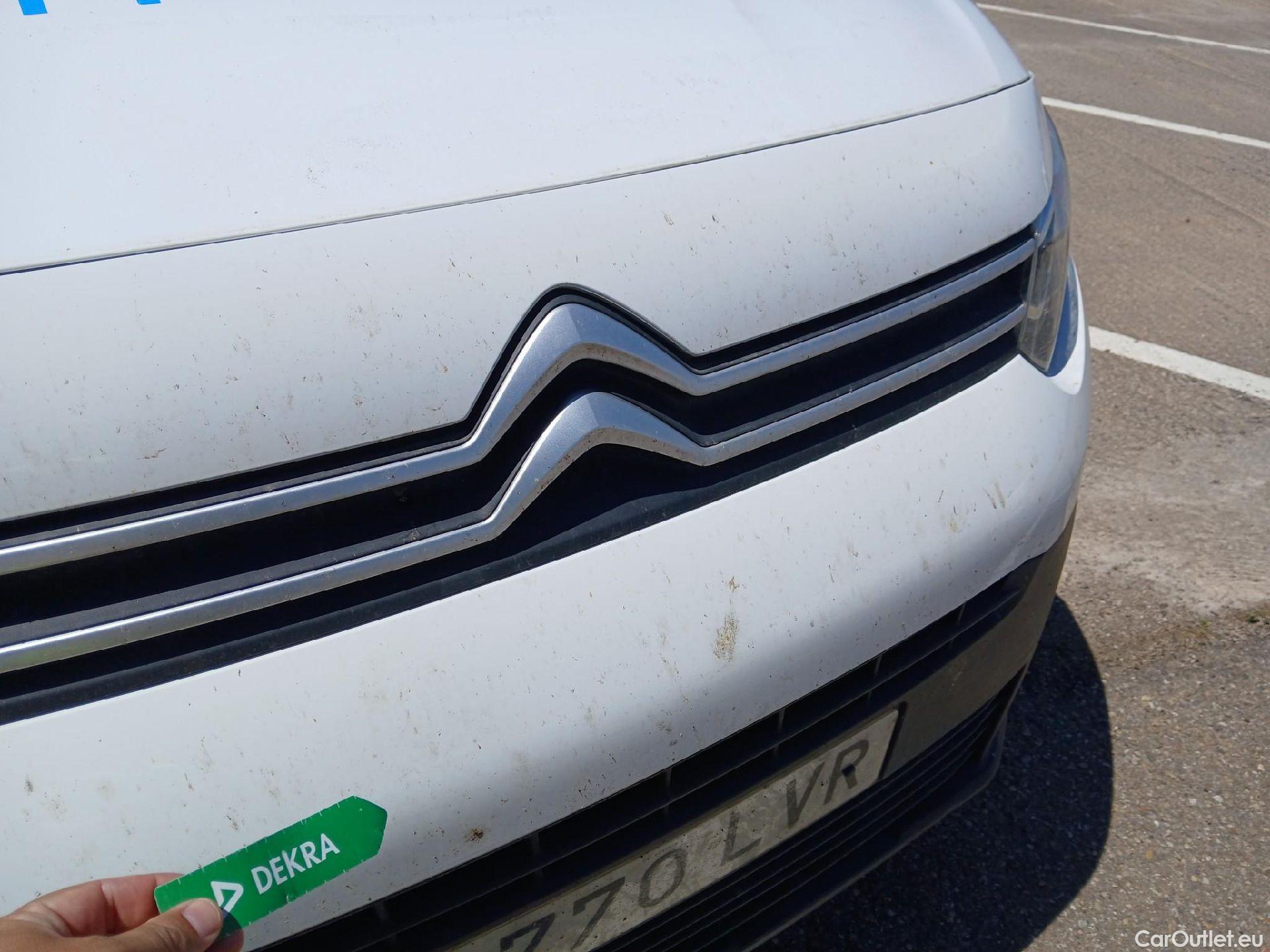  Citroen  Berlingo CITROEN  / 2018 / 4P / furgón derivado de turismo Talla M BlueHDi 100 CLUB #6