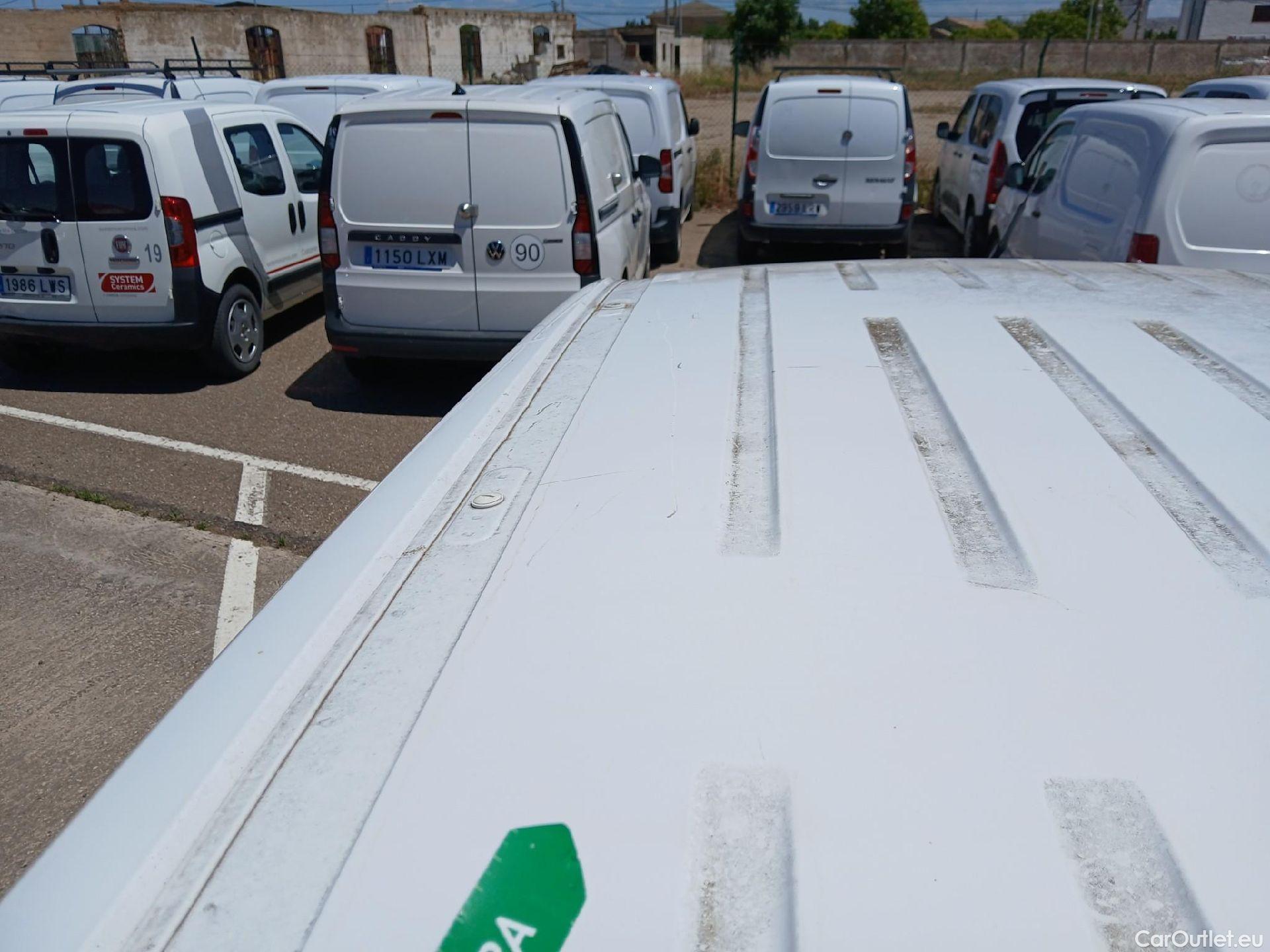  Citroen  Berlingo CITROEN  / 2018 / 4P / furgón derivado de turismo Talla M BlueHDi 100 CLUB #43