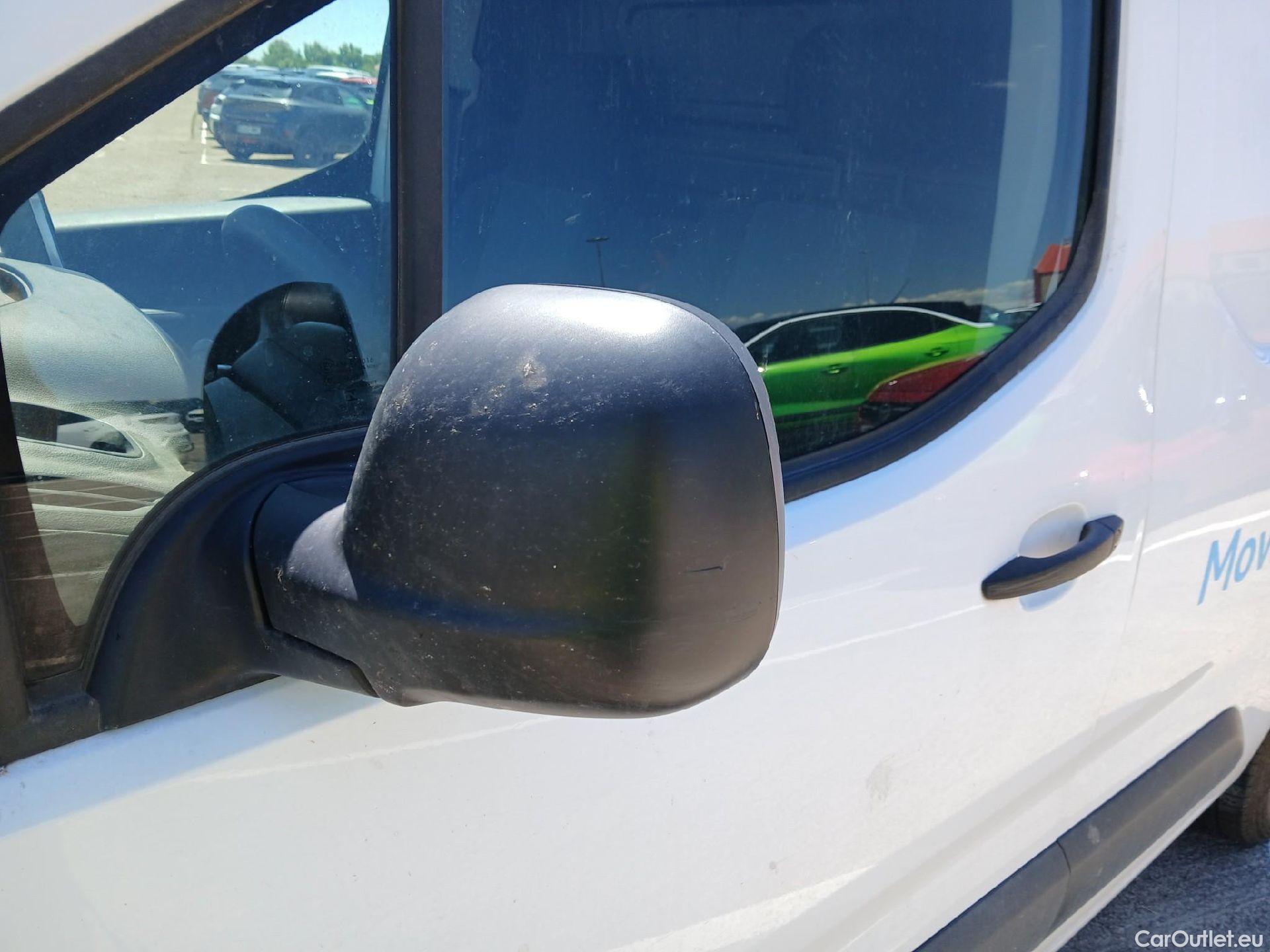  Citroen  Berlingo CITROEN  / 2018 / 4P / furgón derivado de turismo Talla M BlueHDi 100 CLUB #7