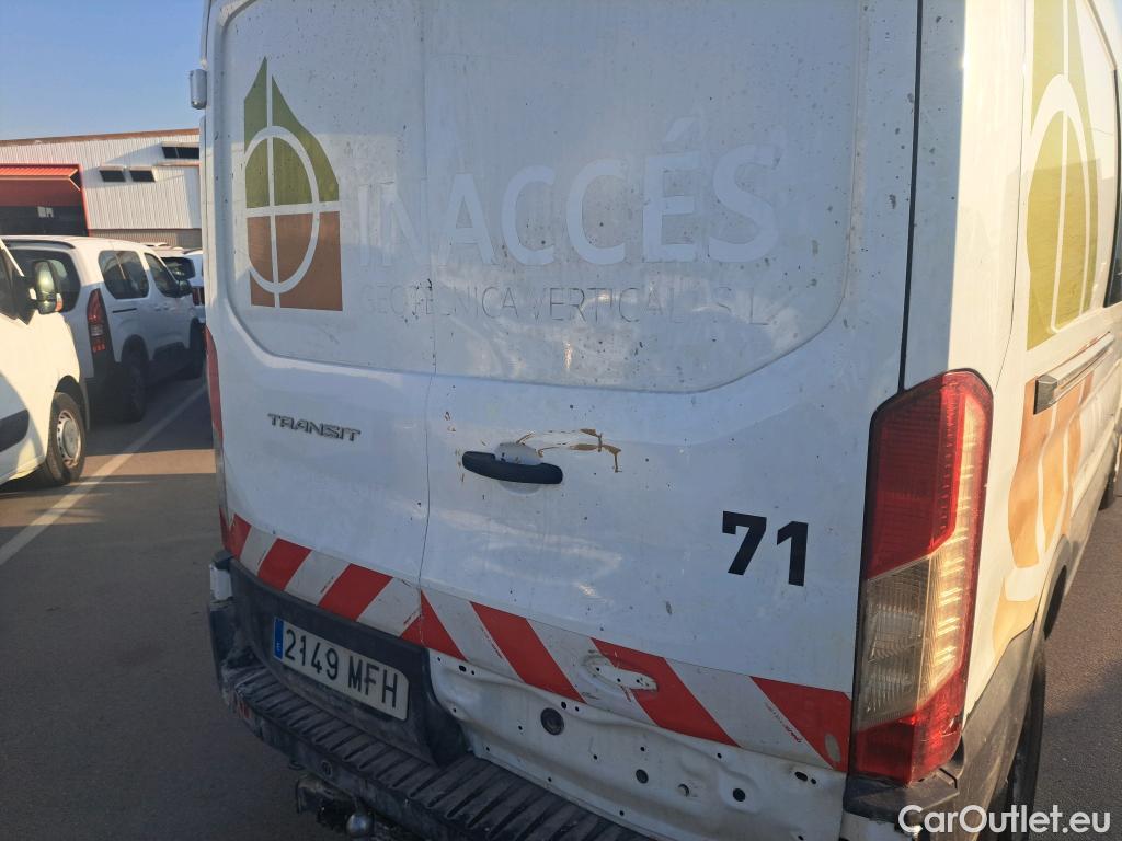  Ford  Transit FORD  / 2013 / 4P / furgón 350 96kW L3H2 Van DC Trend FWD #37