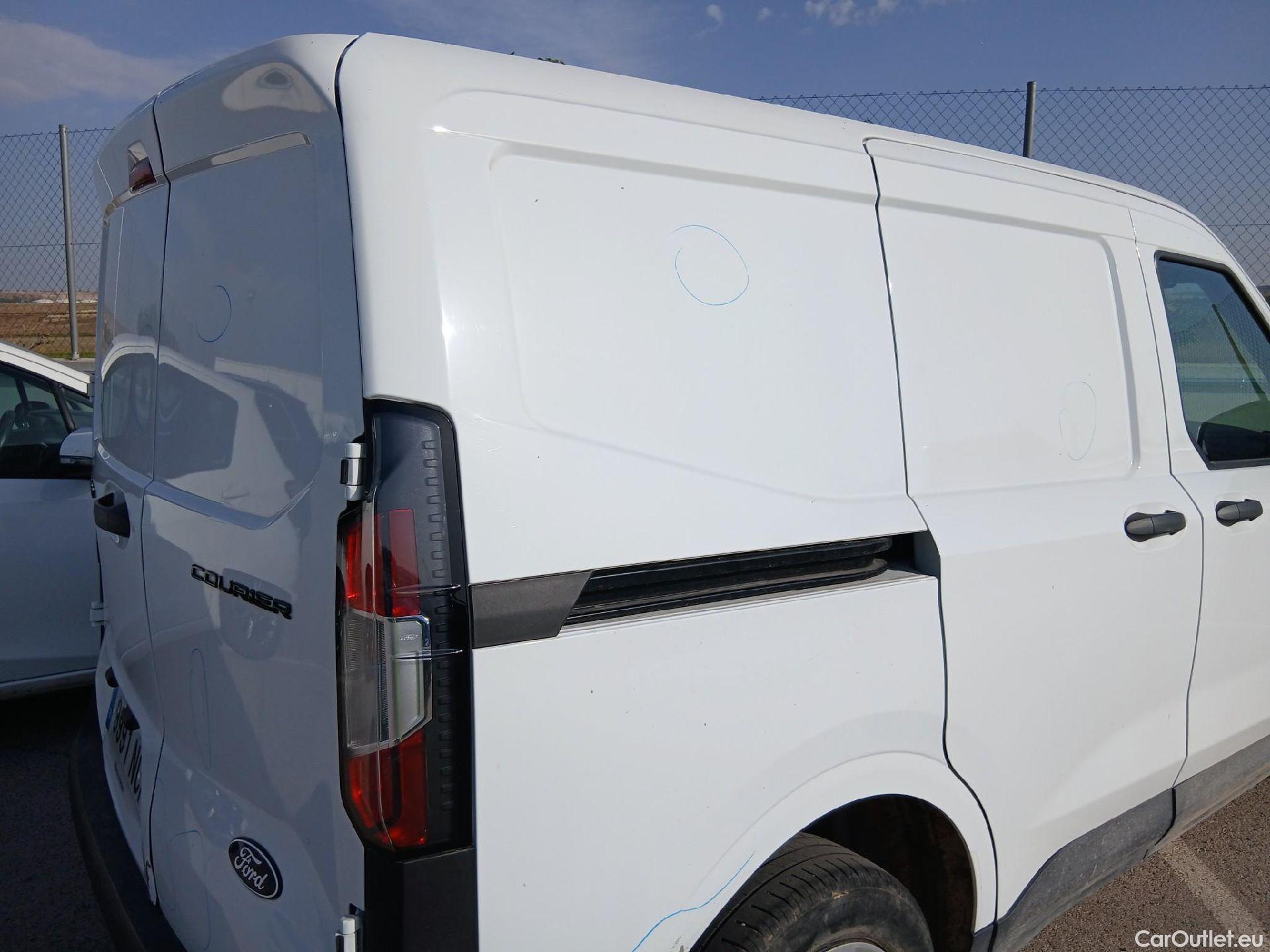  Ford  Transit  Courier Trend Van 1.5 EcoBlue 100CV MT6 E6d #31