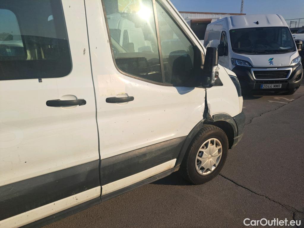  Ford  Transit FORD  / 2013 / 4P / furgón 350 96kW L3H2 Van DC Trend FWD #86