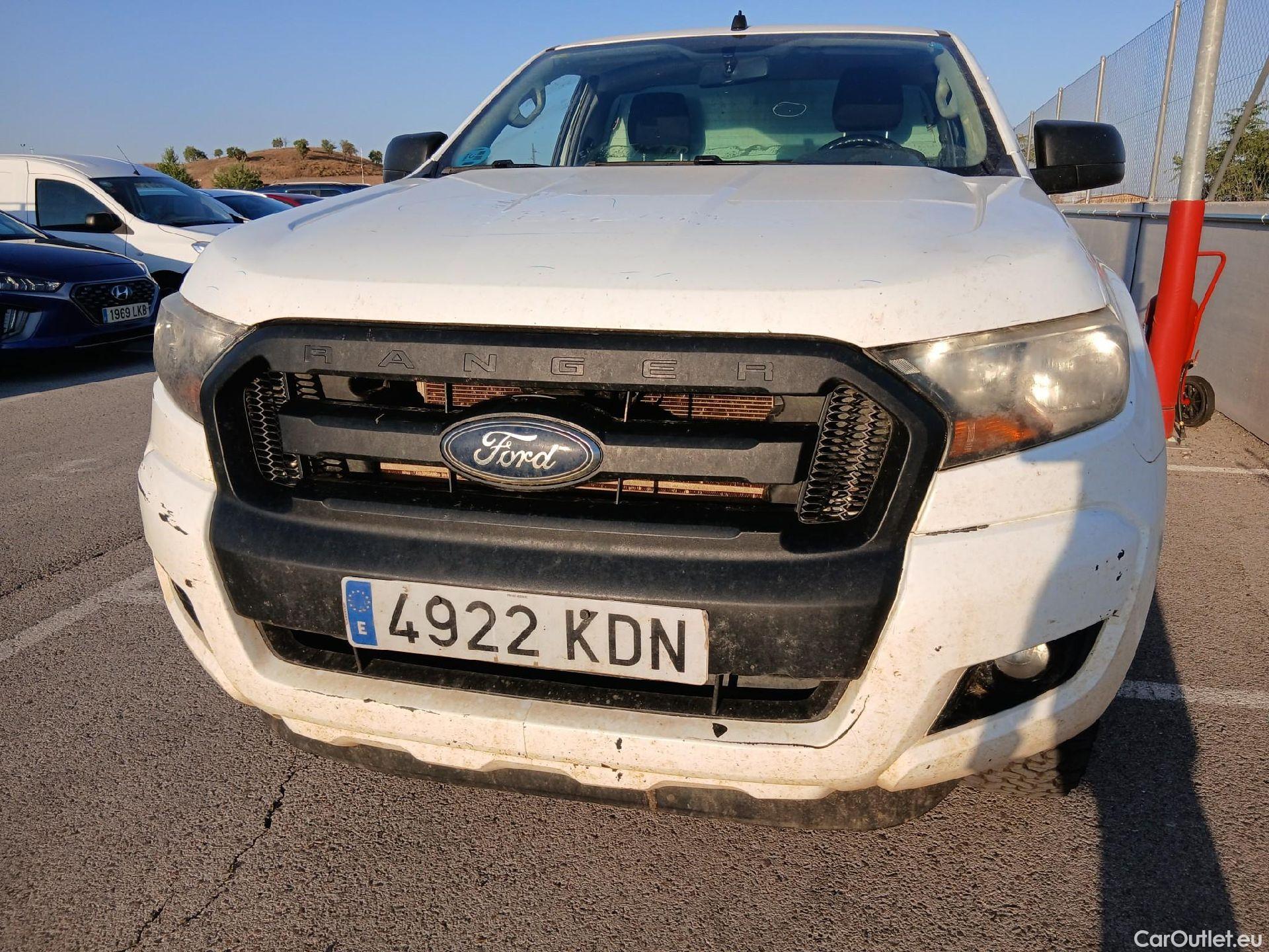  Ford  Ranger FORD  VU 2p 6G pickup 2.2 TDCi 118kW 4x4 Cab. Sencilla XL S/S #6