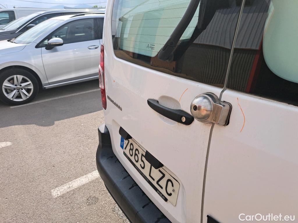  Citroen  Berlingo CITROEN  / 2018 / 5P / furgón derivado de turismo Doble Cab. Talla XL BlueHDi 100 CONTROL #18