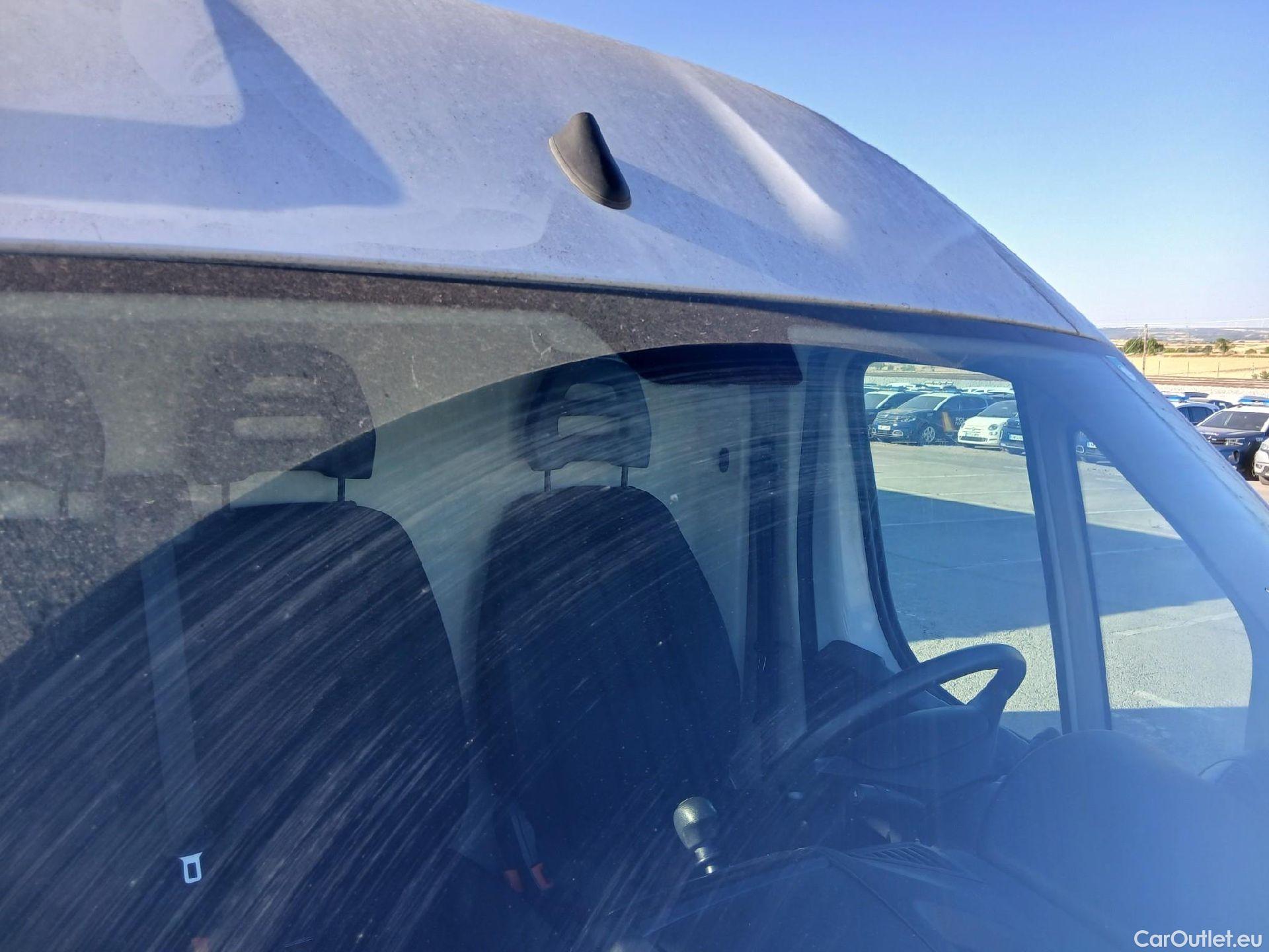  Opel  Movano OPEL  / 2021 / 4P / furgón  Furgón Base L2H2 3.5T 2.2 BlueHDi #22