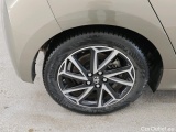  Toyota  Yaris Toyota  1.5 Hybrid Dynamic Automaat 5d #19