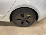  Tesla  Model 3 TESLA  RWD Hinterradantrieb 4d 239kW #32