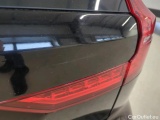  Volvo  V60 Volvo  B4 Mild Hybrid Benzyna R-Design Auto 5d #75