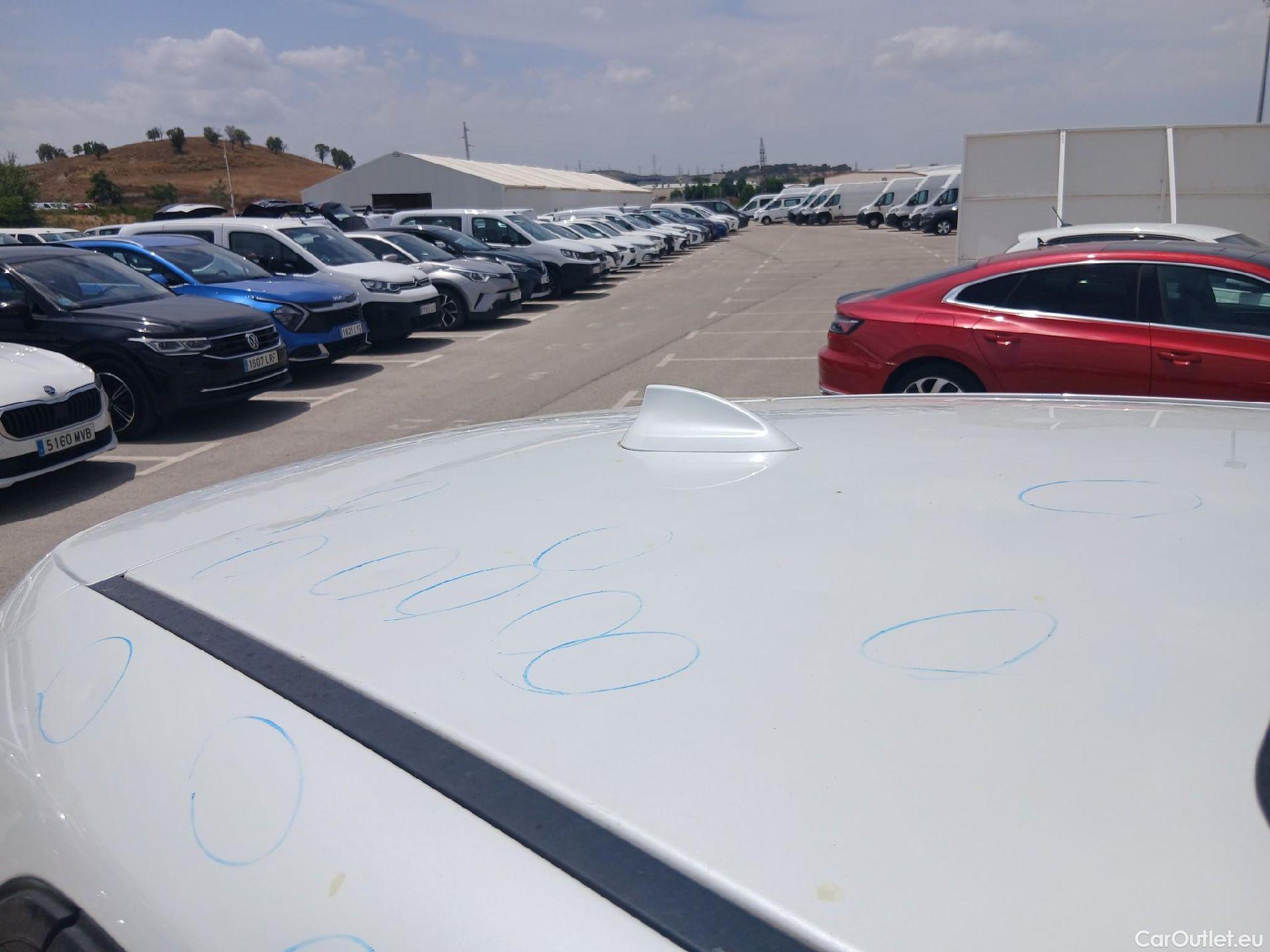  Bmw  X2 BMW  sDrive18i (CX) #37