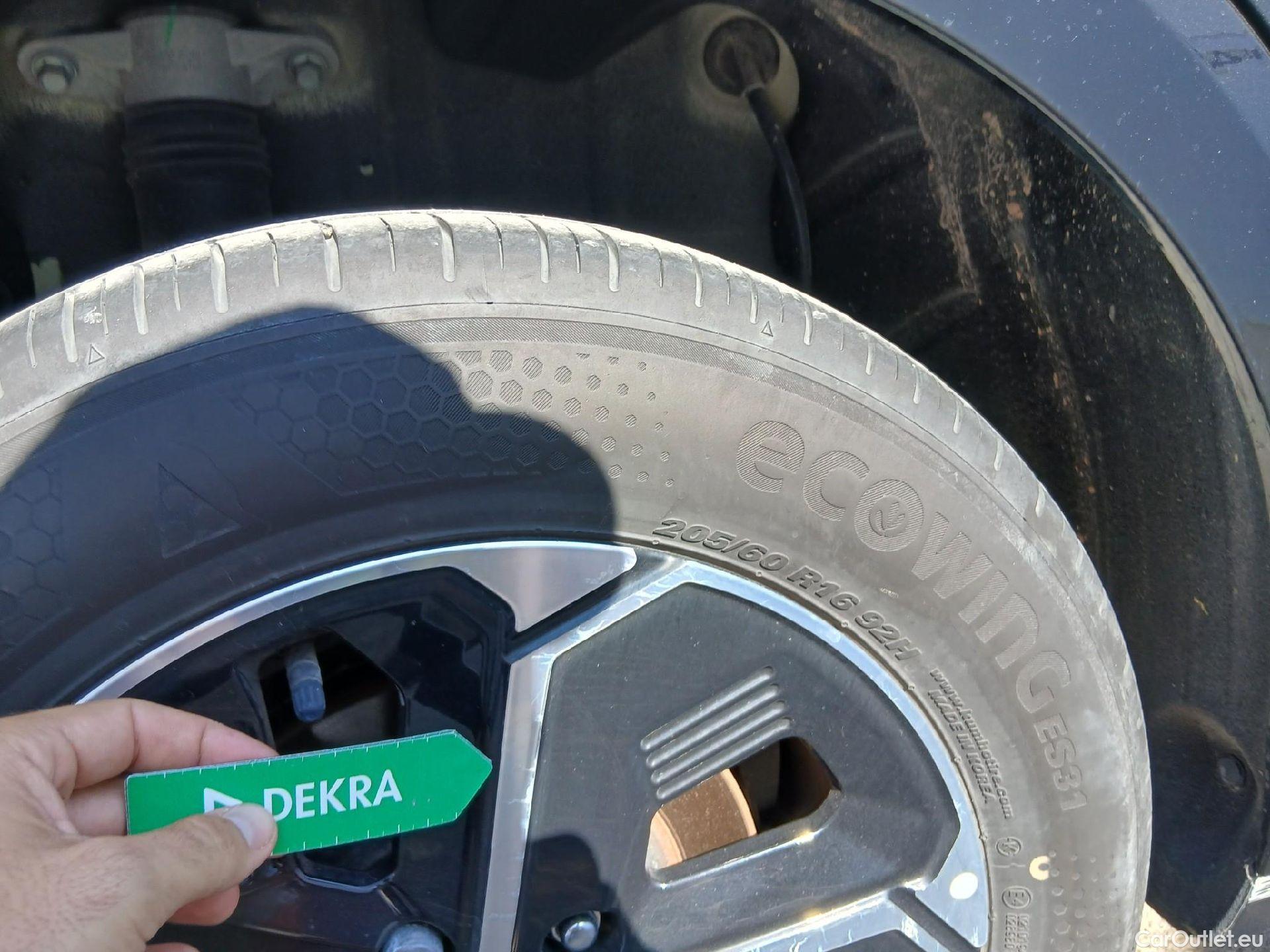  KIA  Niro  Hybrid Drive 1.6 AT6 6E #20