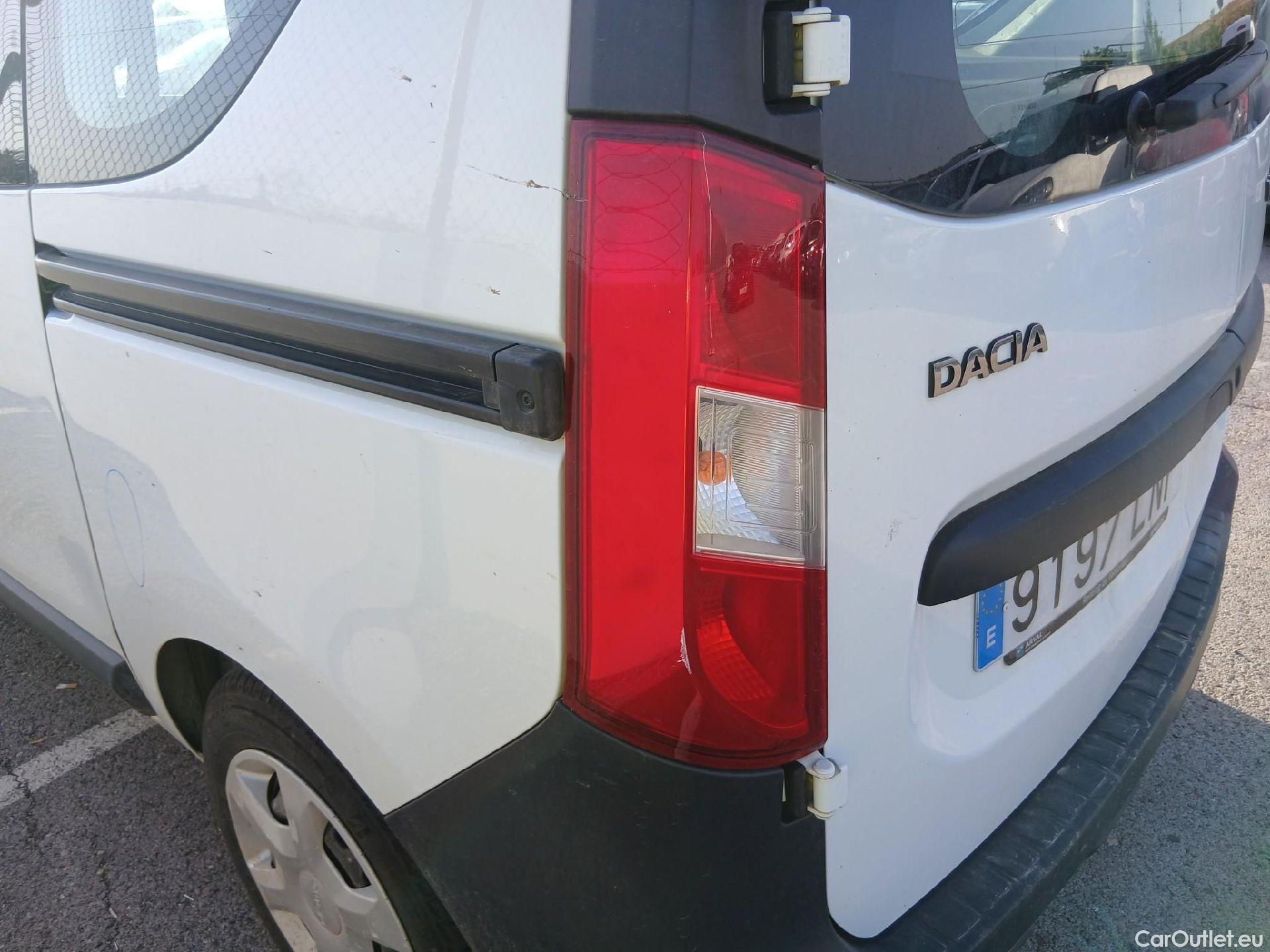  Dacia  Dokker DACIA  / 2013 / 4P / combi Essential 1.6 80kW (110CV) ECO-G N1 #24