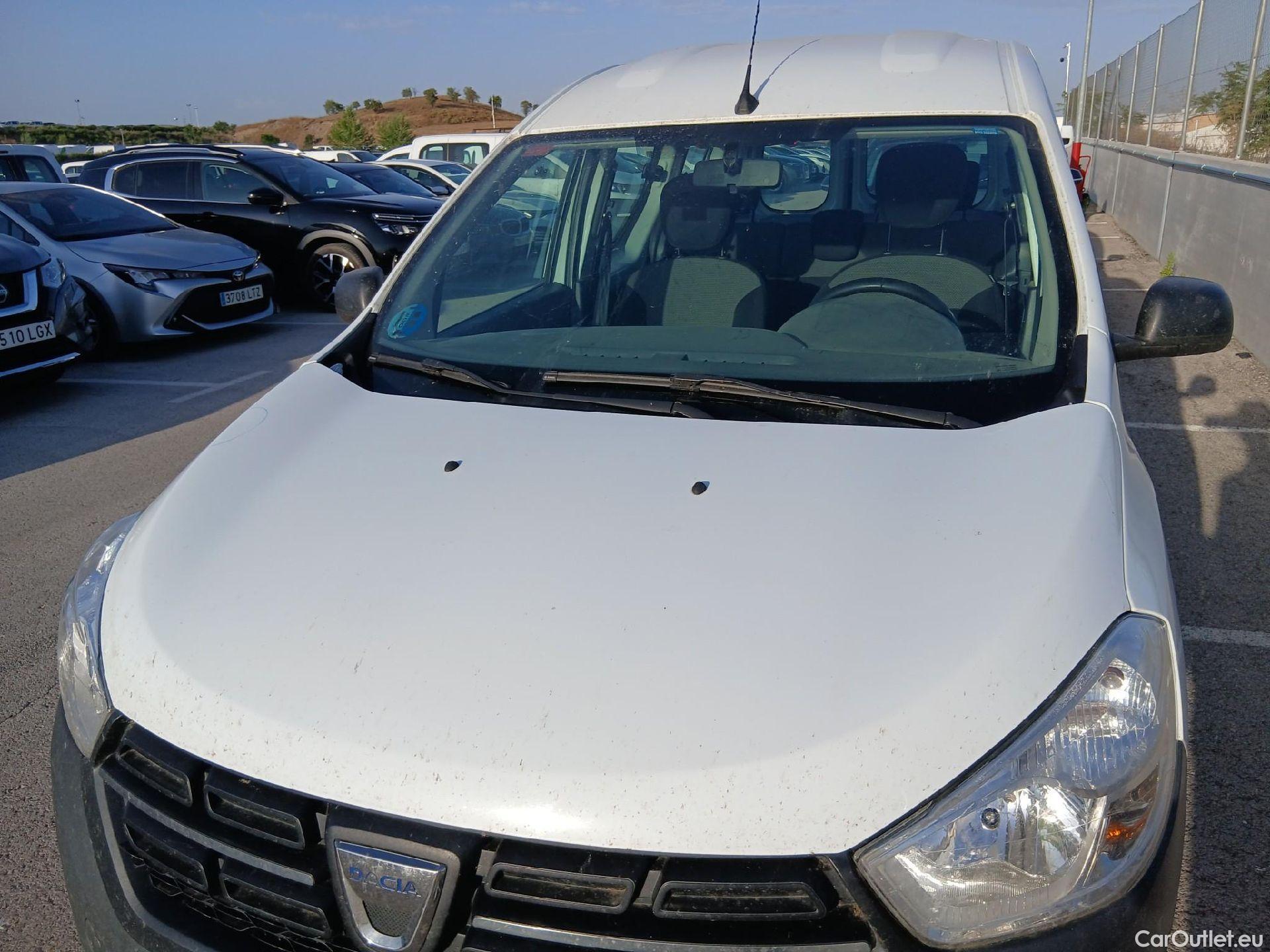  Dacia  Dokker DACIA  / 2013 / 4P / combi Essential 1.6 80kW (110CV) ECO-G N1 #4