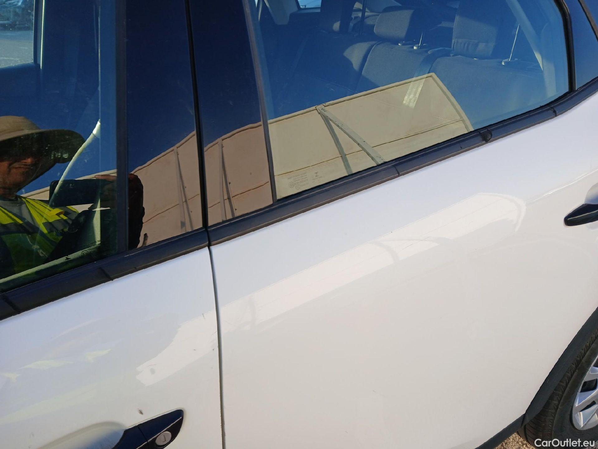  Citroen  C4 CITROEN  / 2020 / 5P / berlina con portón BlueHdi 110 S&S Live Pack #12