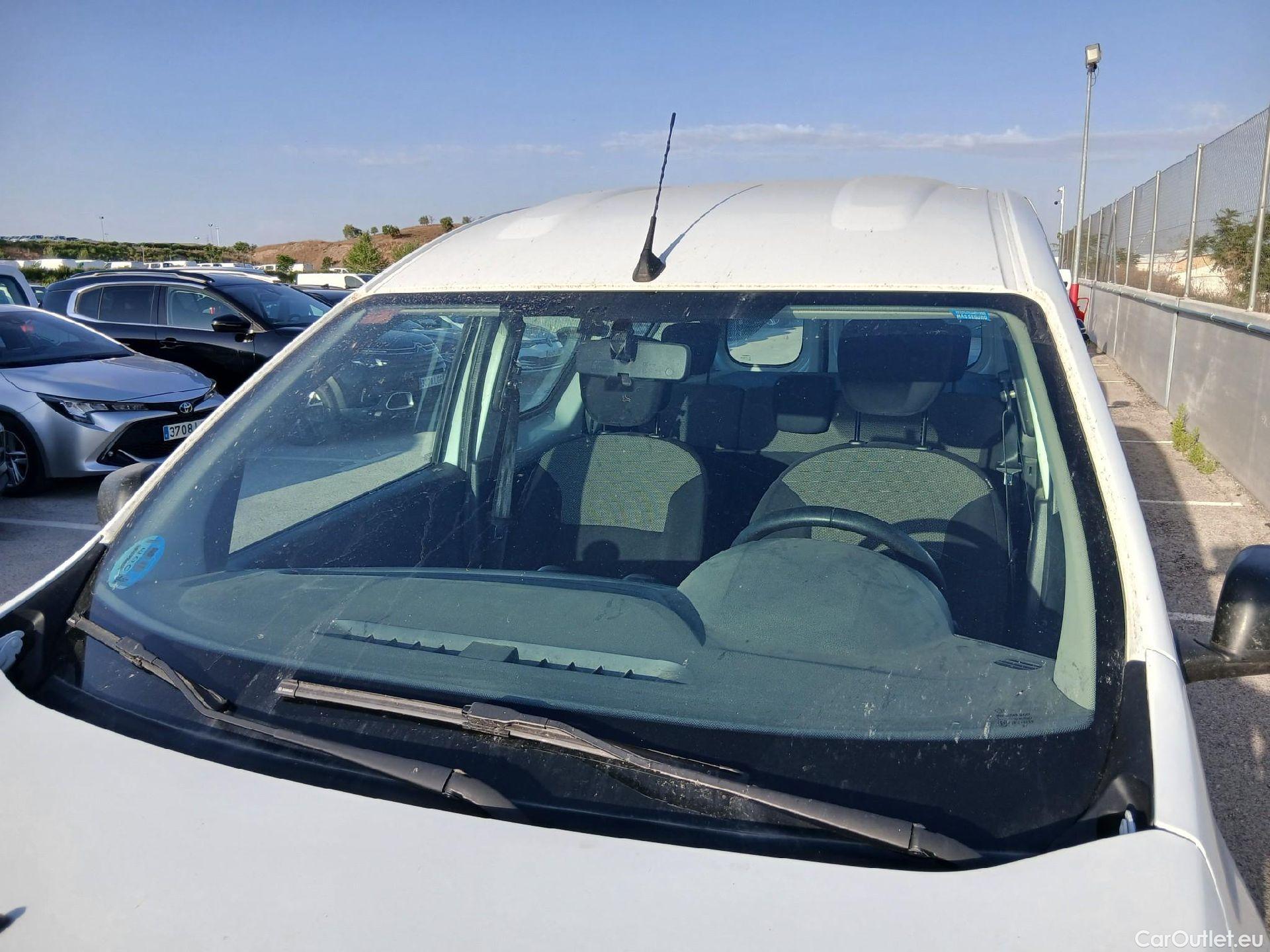  Dacia  Dokker DACIA  / 2013 / 4P / combi Essential 1.6 80kW (110CV) ECO-G N1 #2