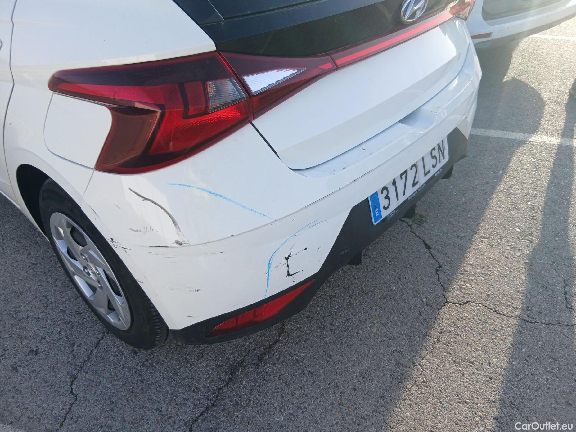  Hyundai  i20 HYUNDAI  / 2020 / 5P / berlina con portón 1.0 TGDI 74kW (100CV) 48V Essence #26