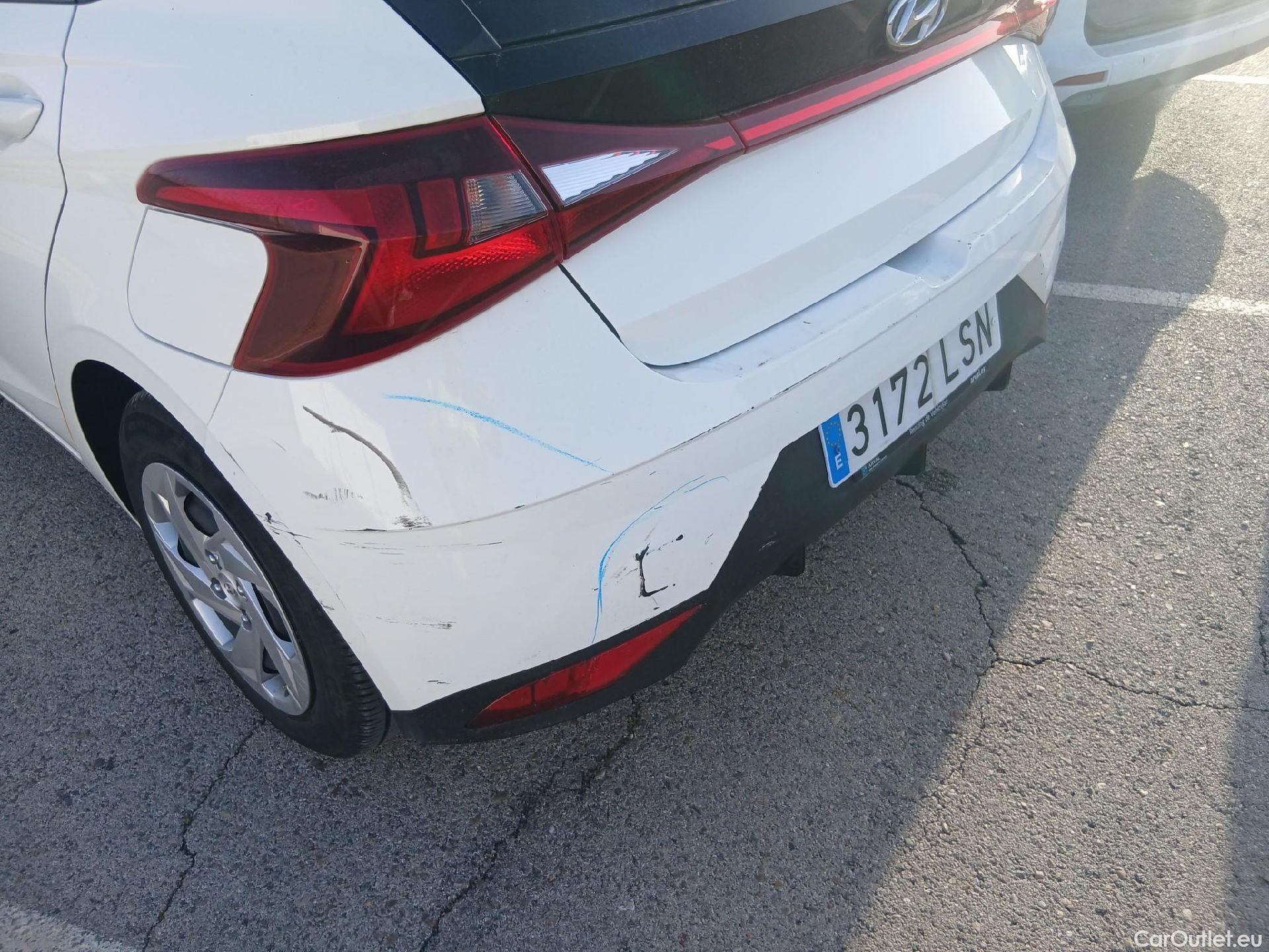  Hyundai  i20 HYUNDAI  / 2020 / 5P / berlina con portón 1.0 TGDI 74kW (100CV) 48V Essence #23