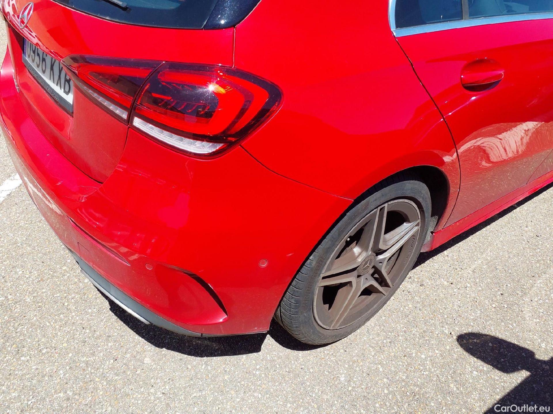  Mercedes  A-Klasse MERCEDES-BENZ Clase A / 2018 / 5P / berlina con portón A 180 d #30